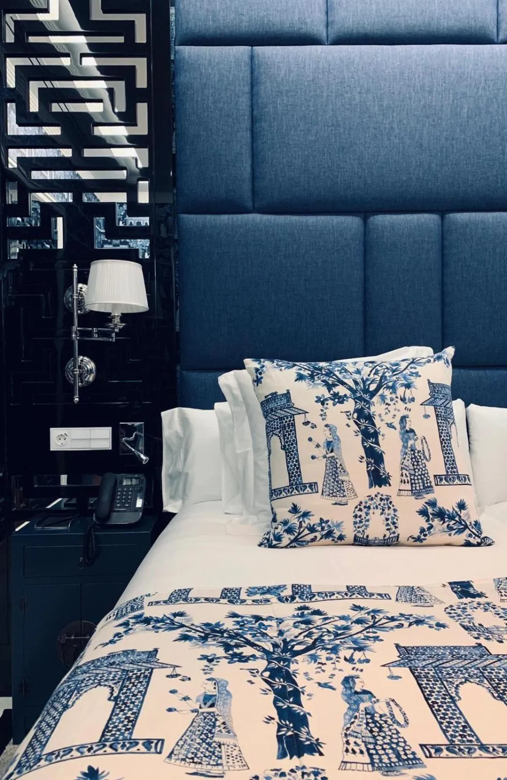 Decorative detail, Bed in Hotel Casa Palacio María Luisa