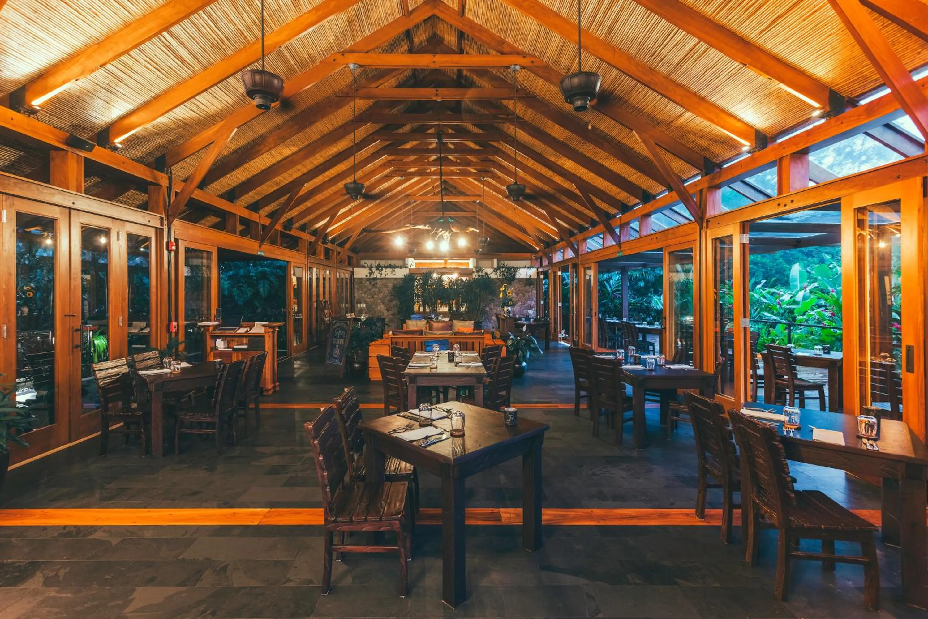 Restaurant/places to eat in Amor Arenal Adults Friendly