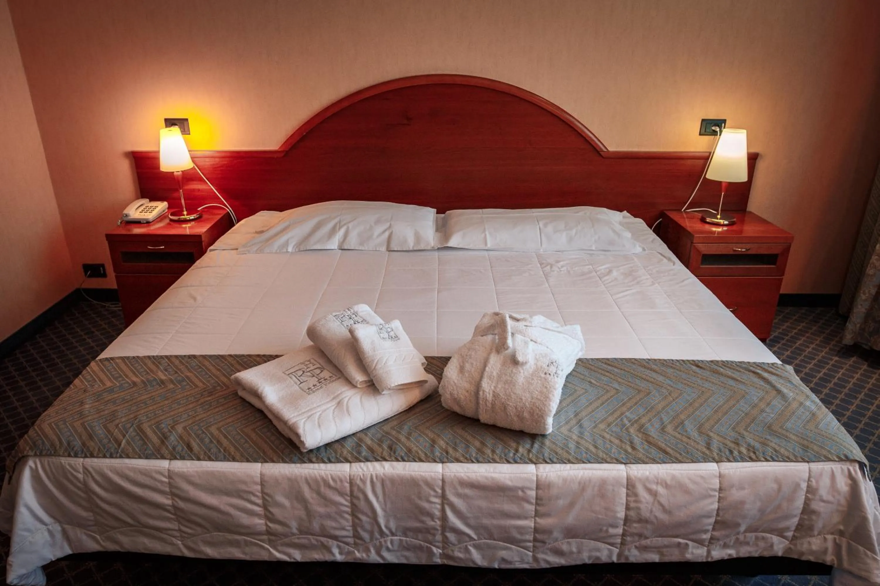 Bed in River Palace Hotel