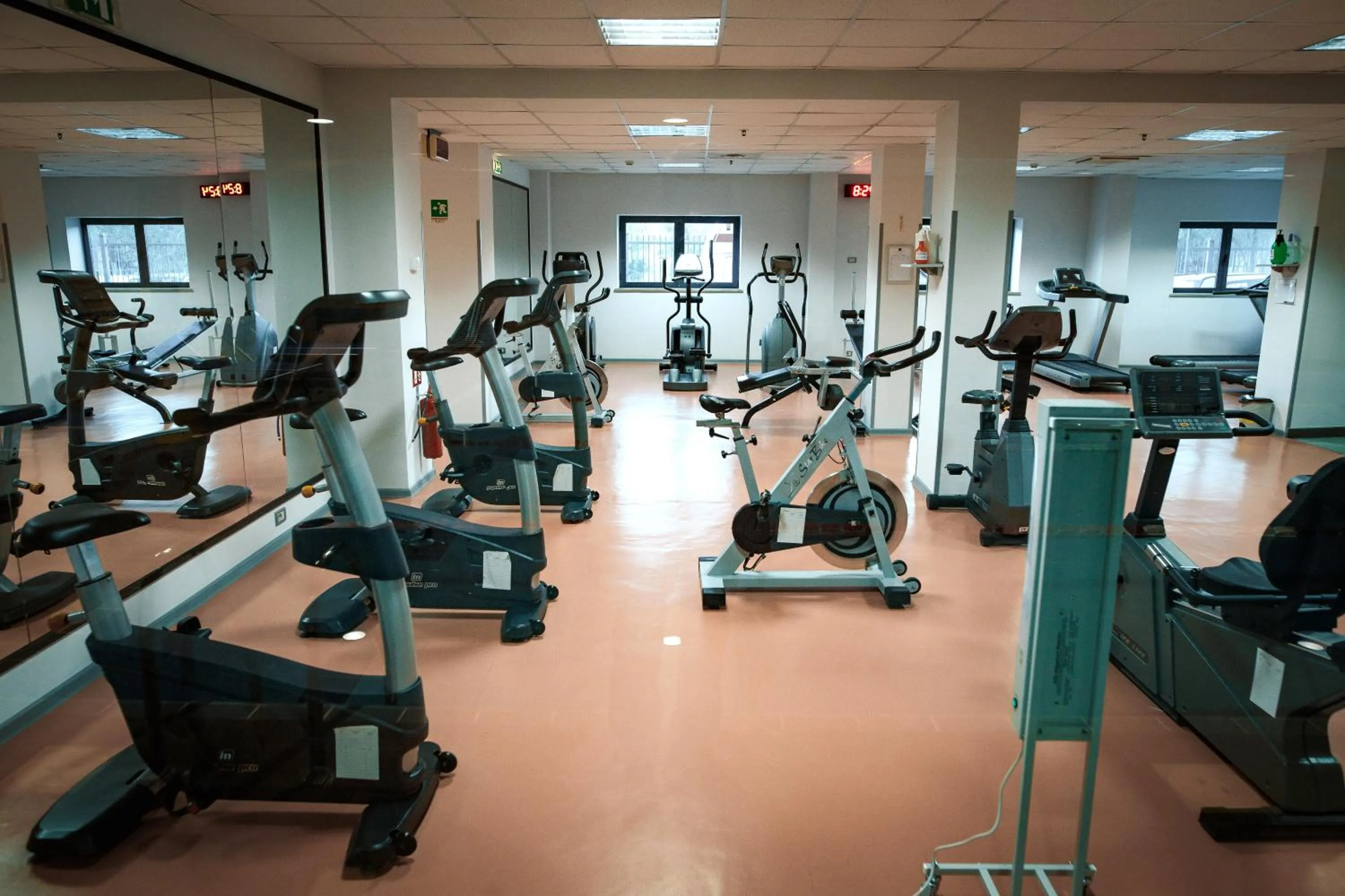 Fitness centre/facilities in River Palace Hotel