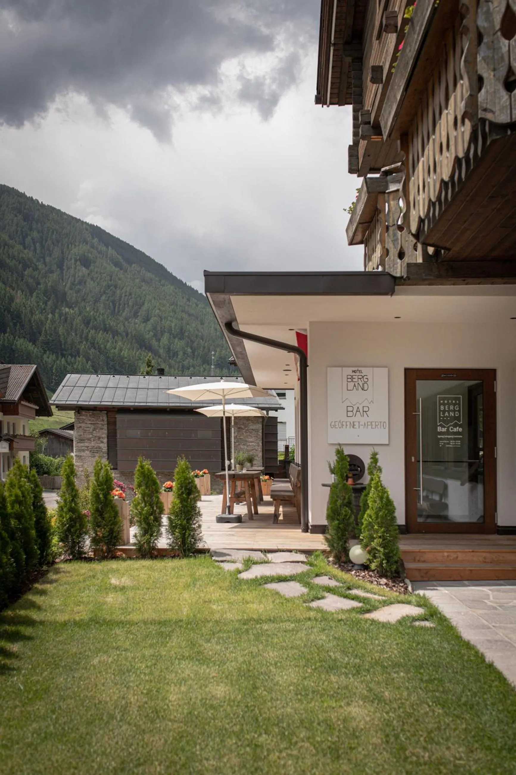 Property building in Hotel Bergland