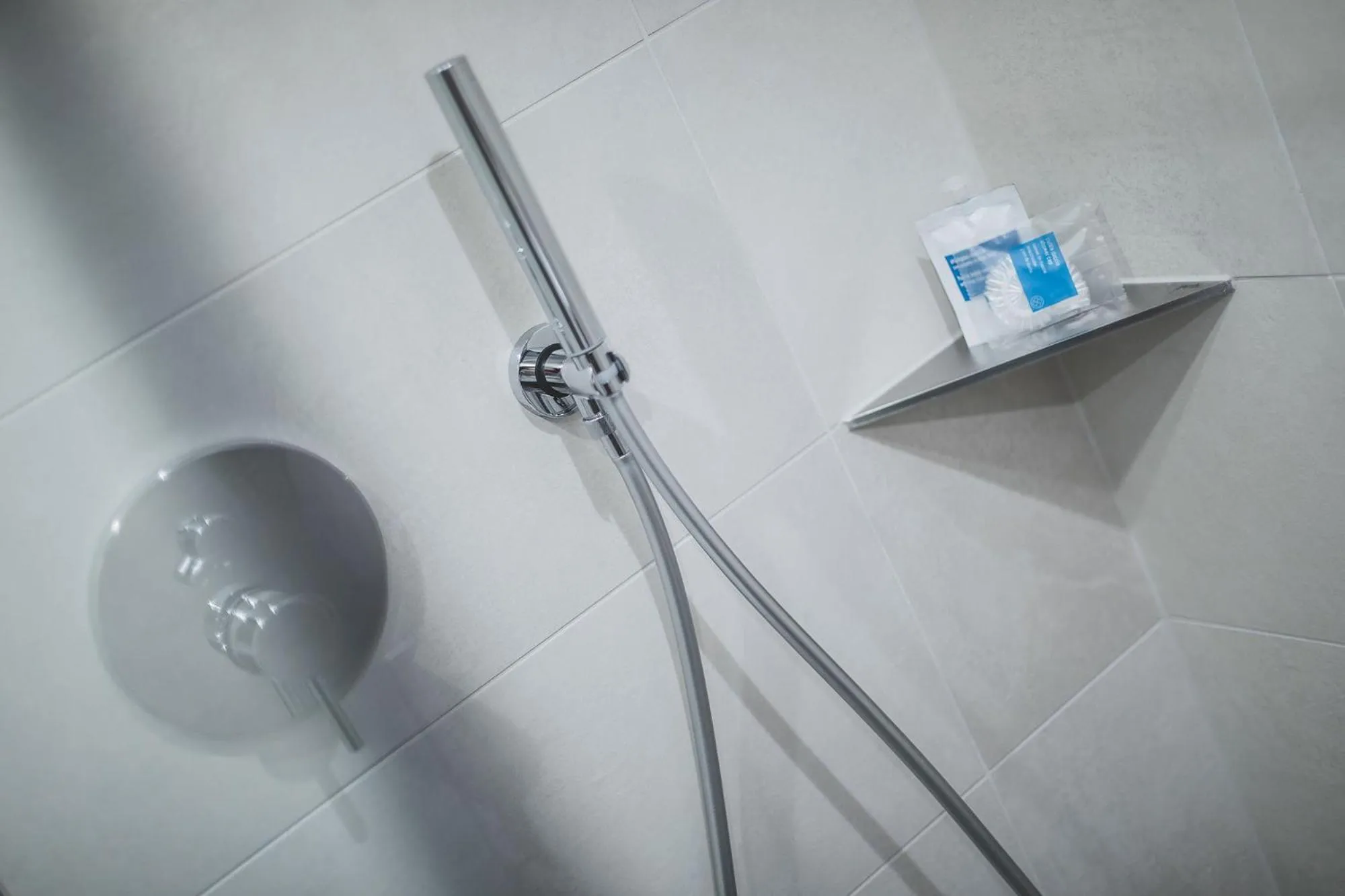 Shower in Hotel Bergland