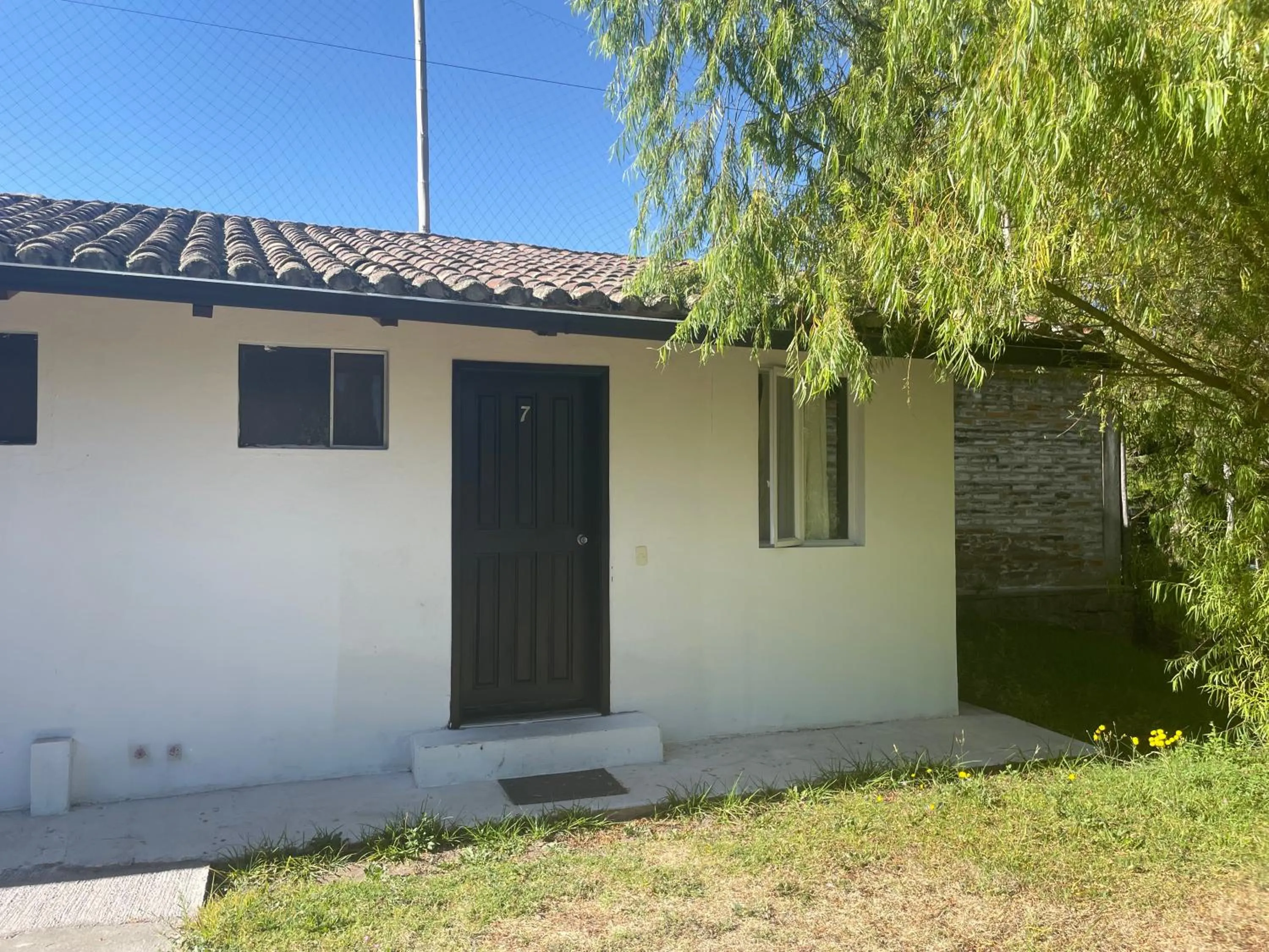 Quito Airport Suites Hotel