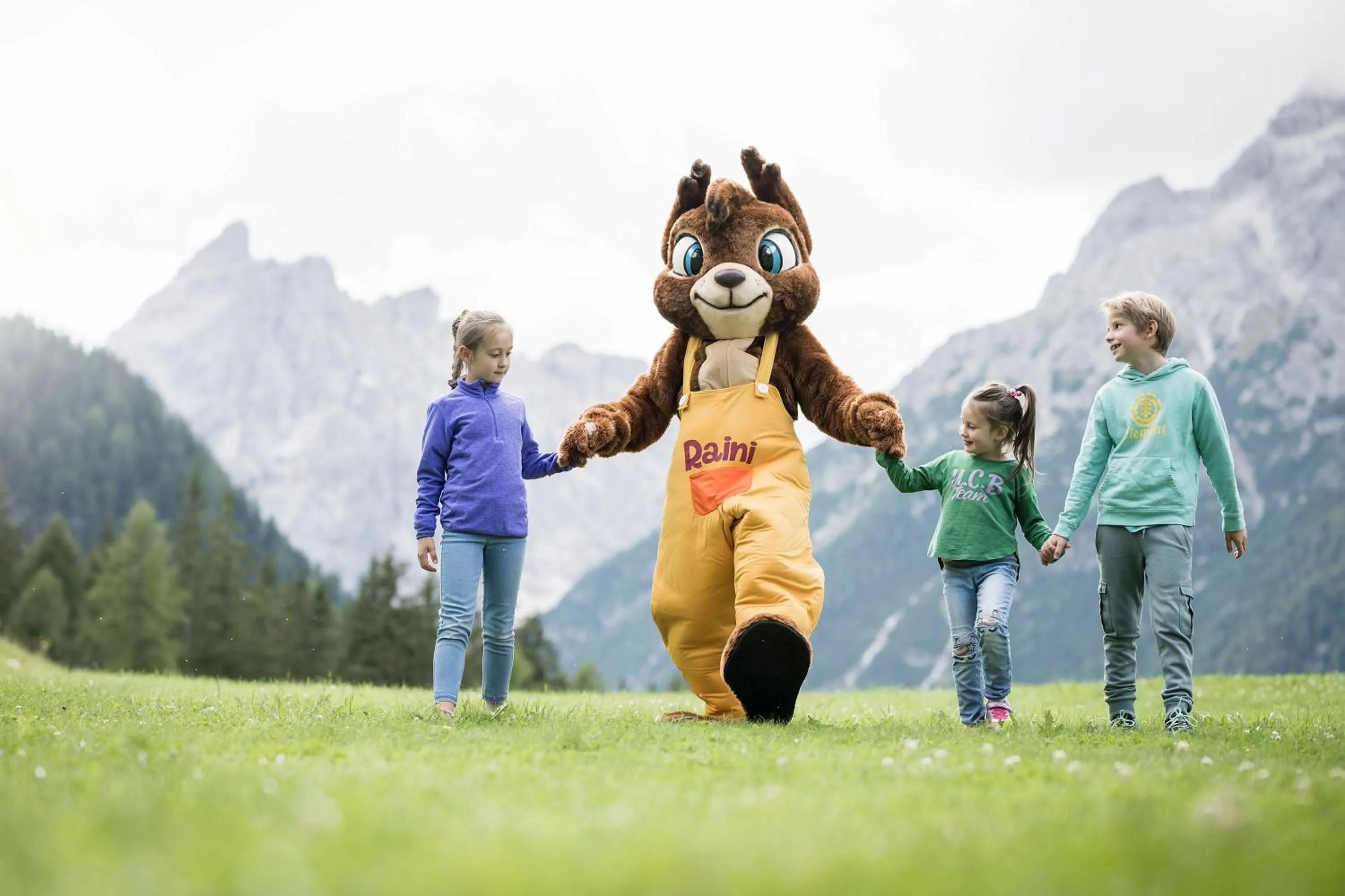 Evening entertainment in Family Resort Rainer Sexten