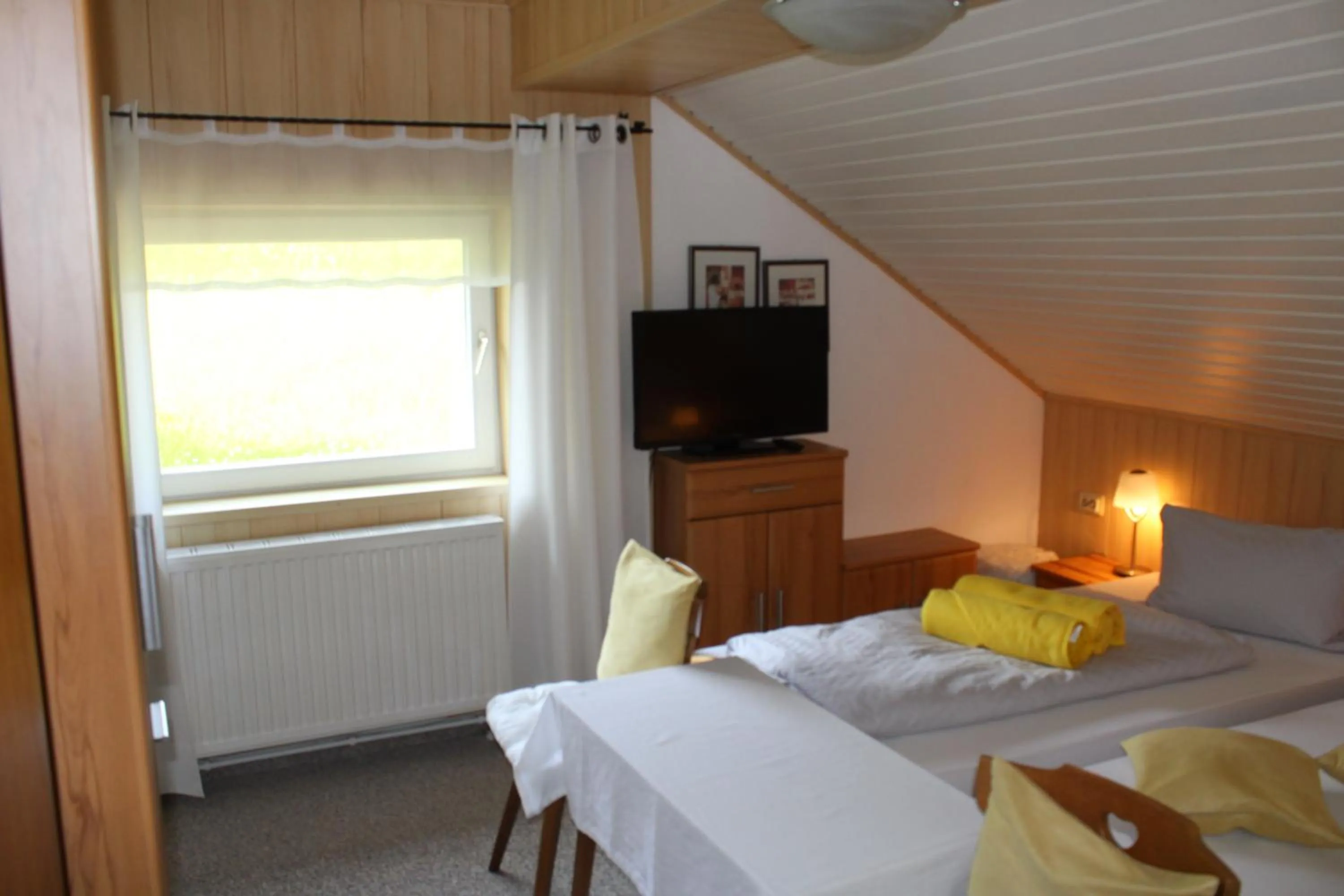 TV and multimedia, Bed in Hotel Pension Schwaiger