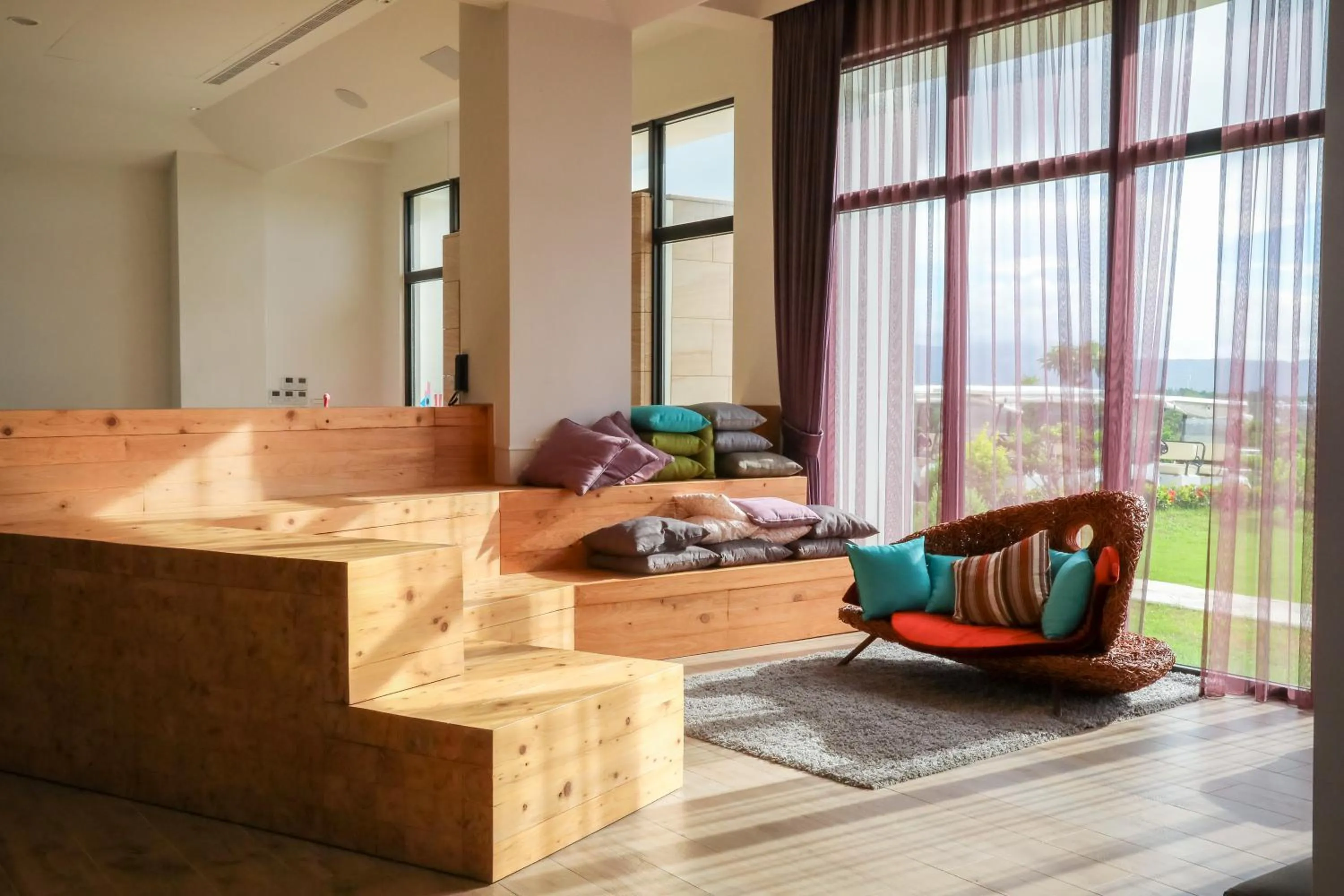 Business facilities in SkyeBay Club