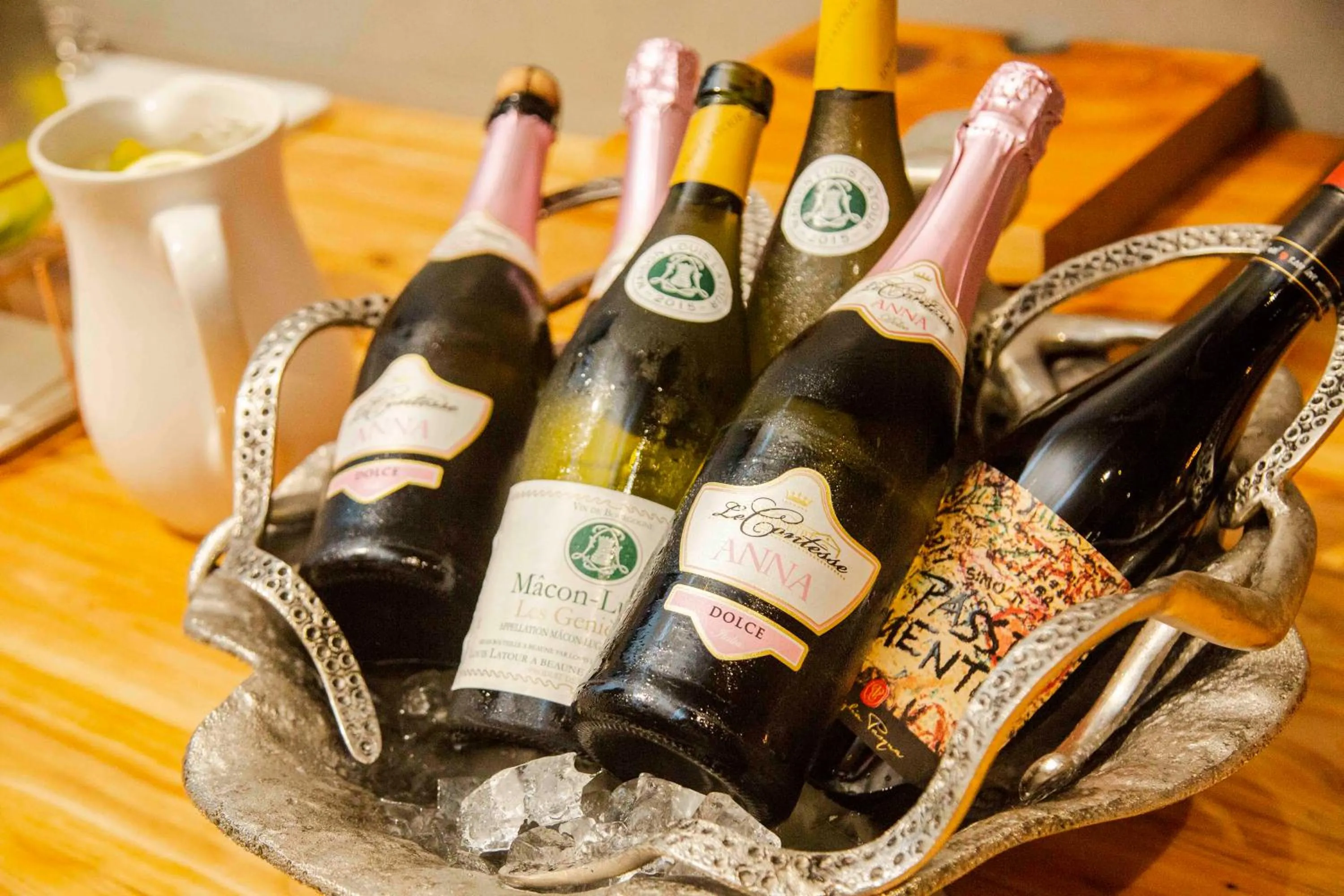 Alcoholic drinks in SkyeBay Club