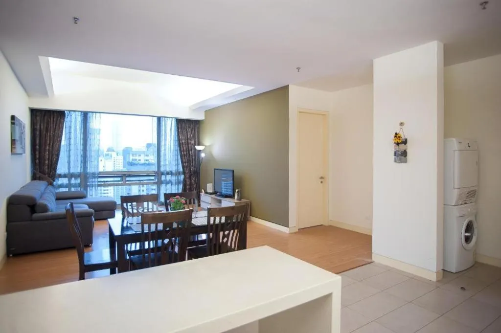 Platinum Suites at Swiss Garden