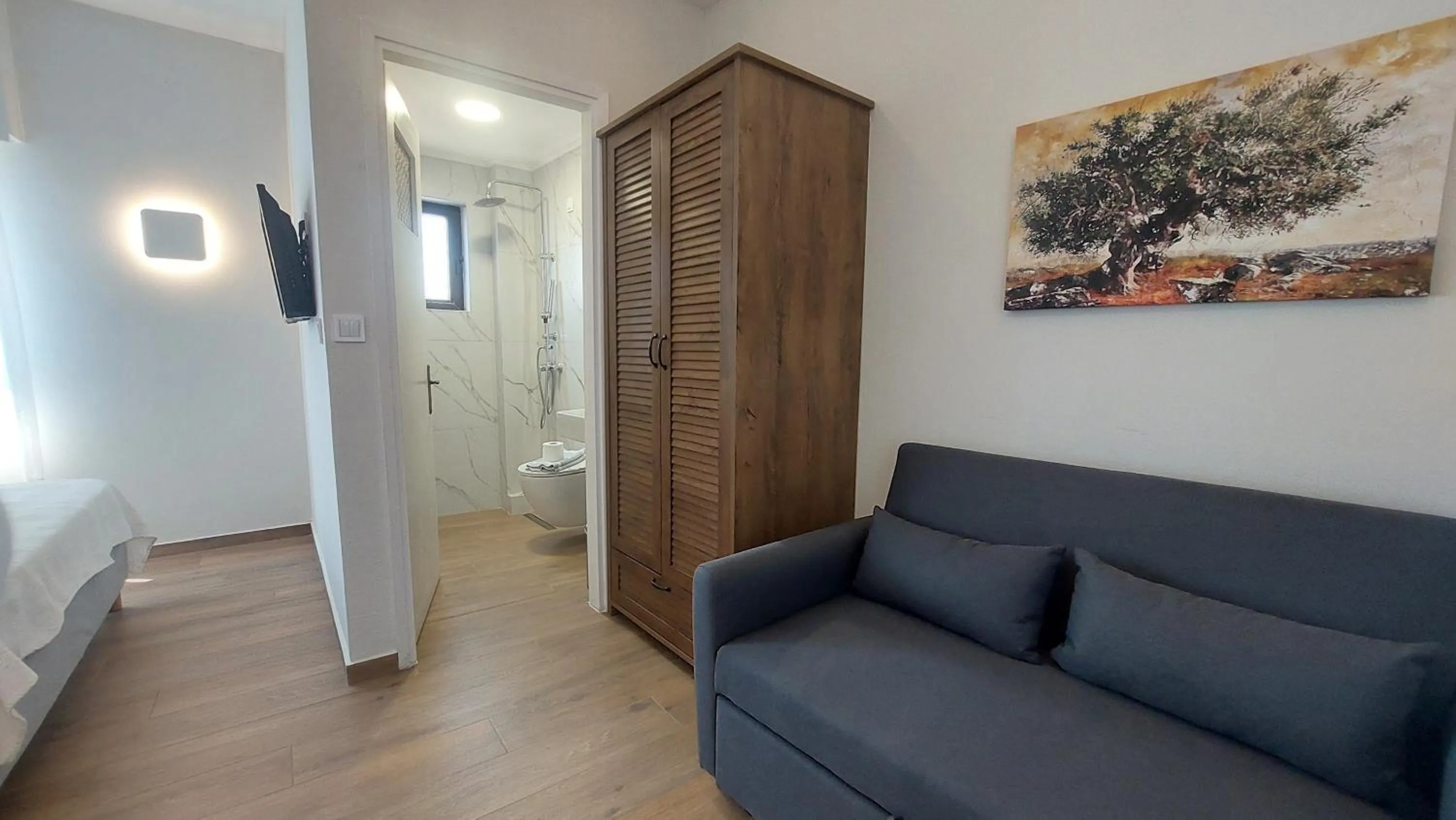 Bathroom in Hotel Avra