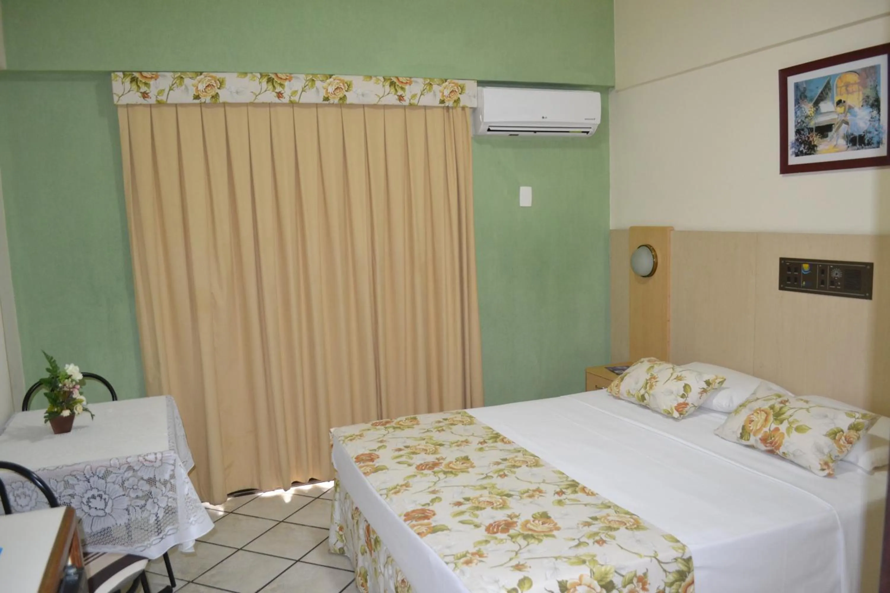 Bed in Yak Beach Hotel Ponta Negra