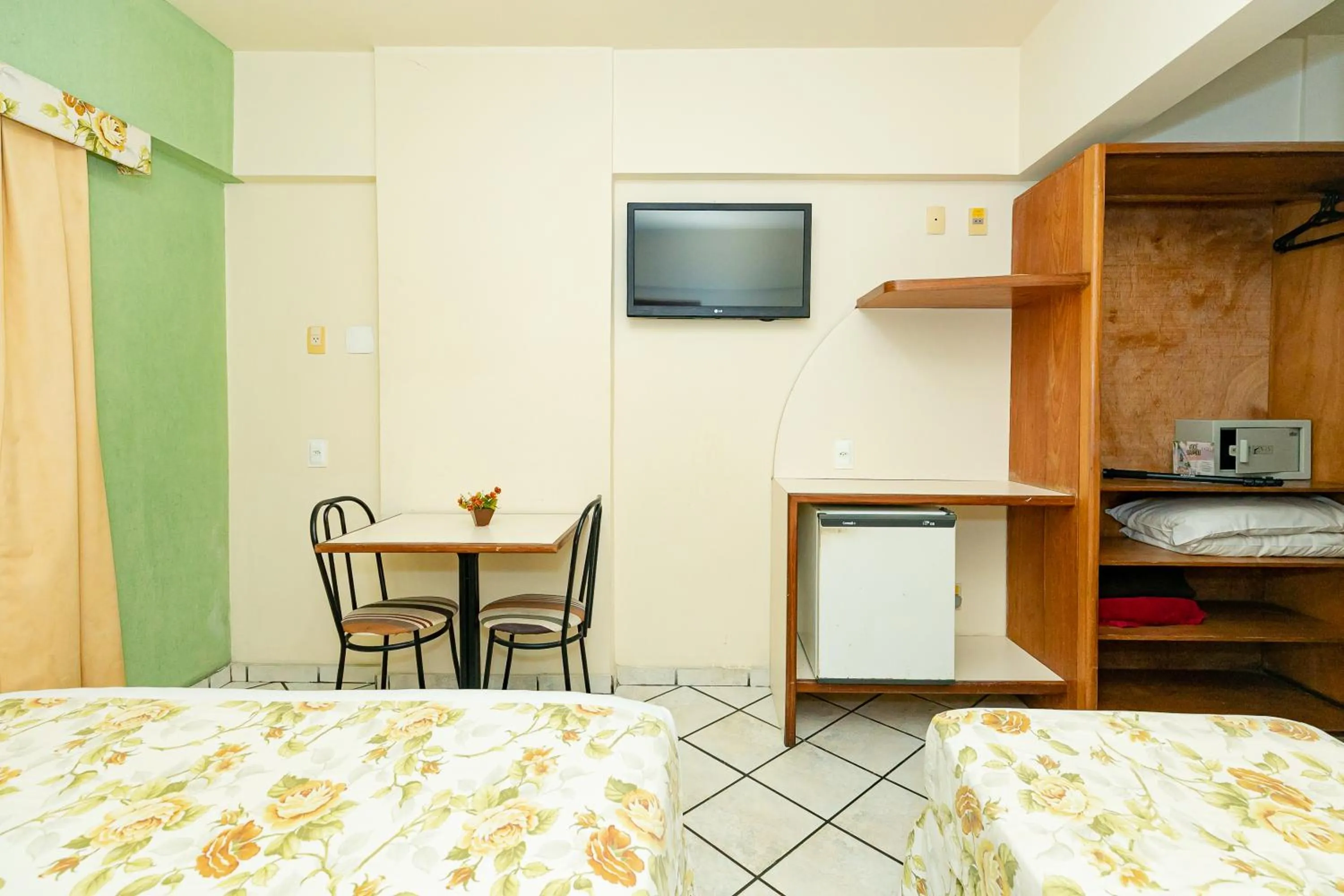 Photo of the whole room, Bed in Yak Beach Hotel Ponta Negra