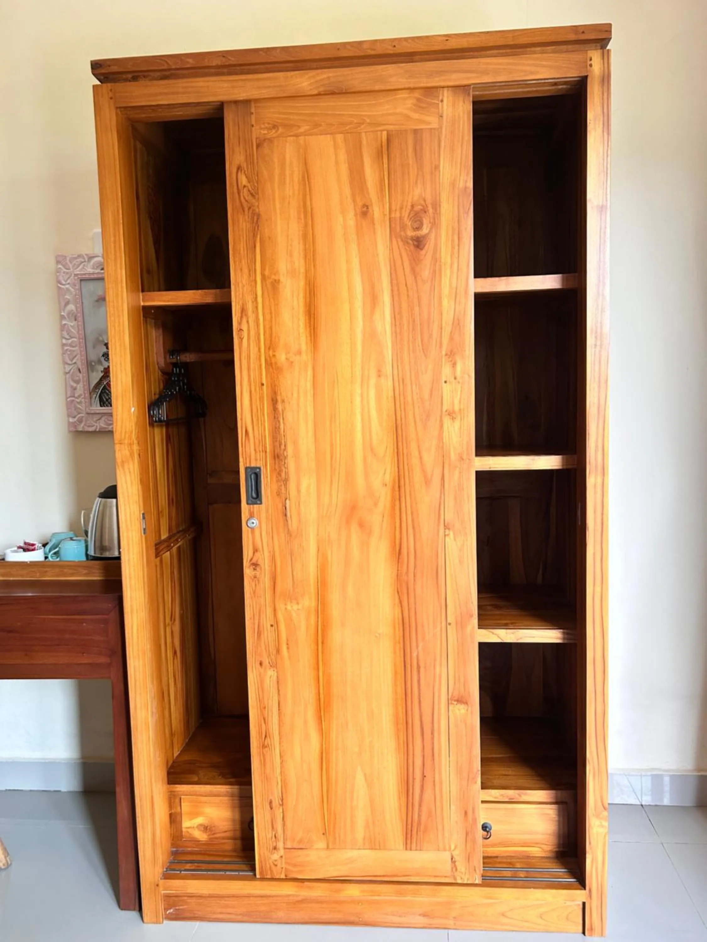 wardrobe in Canting Bali Suite
