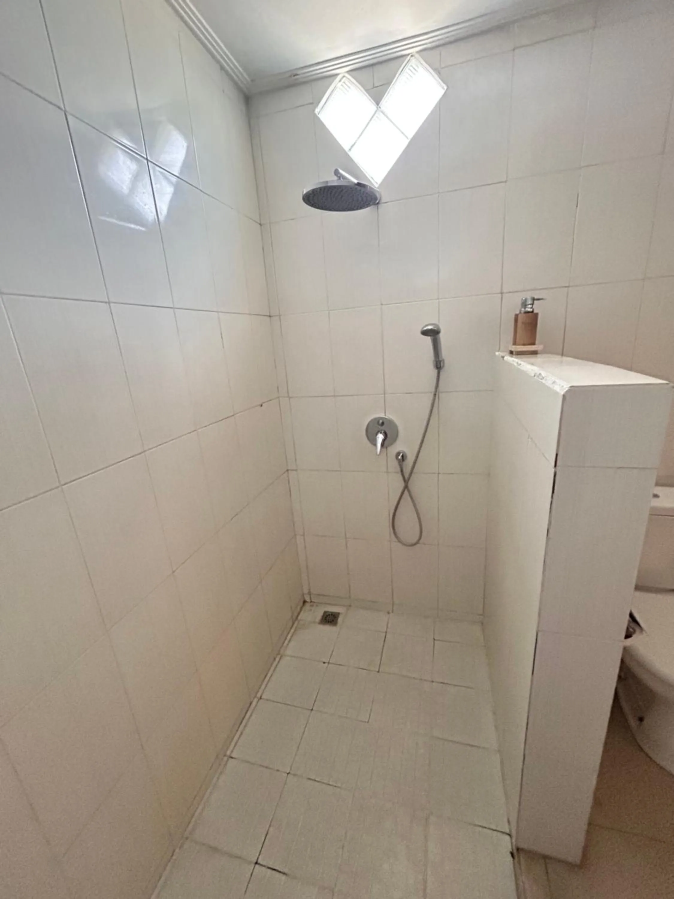 Shower in Canting Bali Suite