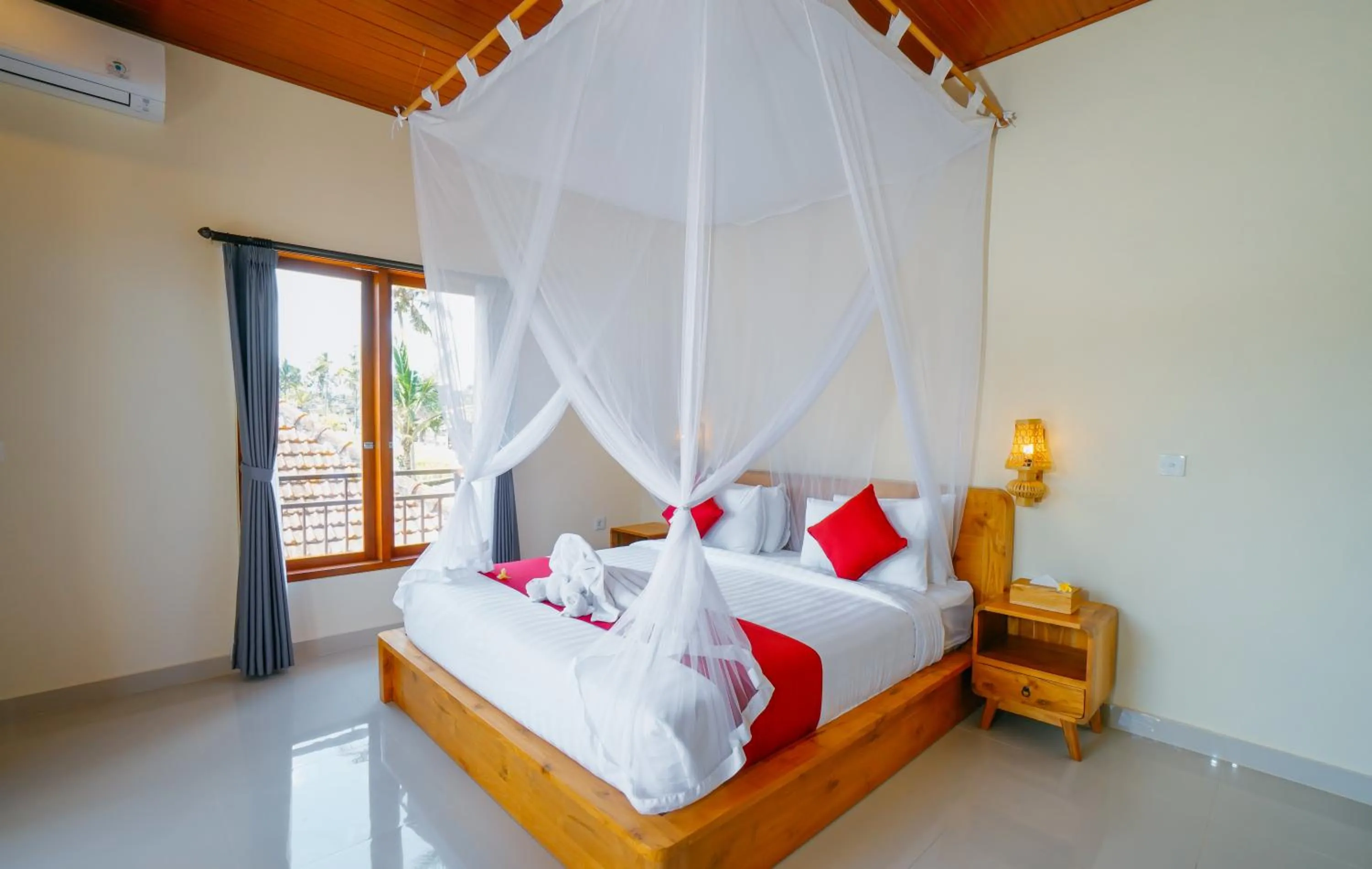 Bed in Canting Bali Suite