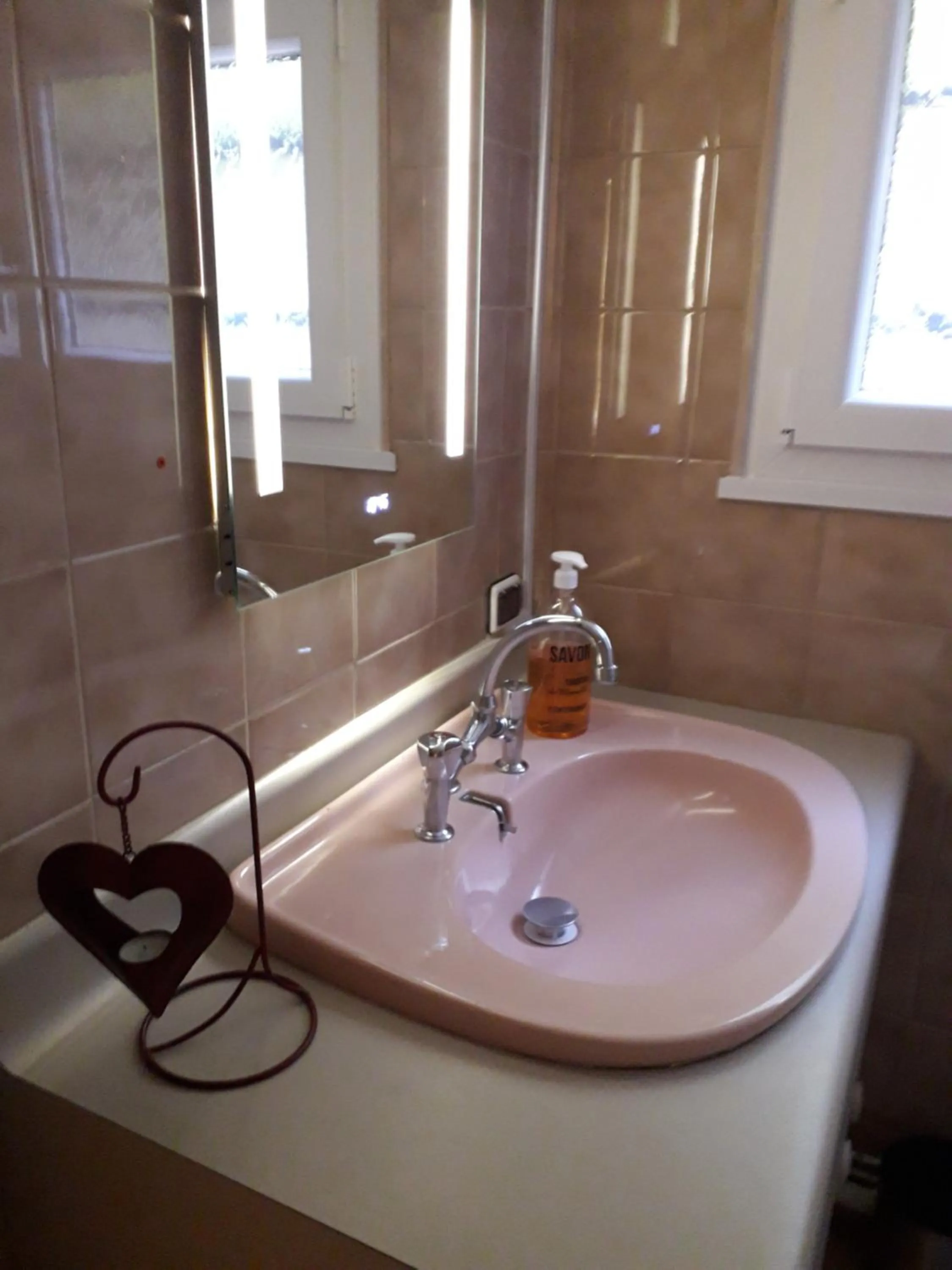 Chambre d'Hôtes - DOUCE NUI-THE