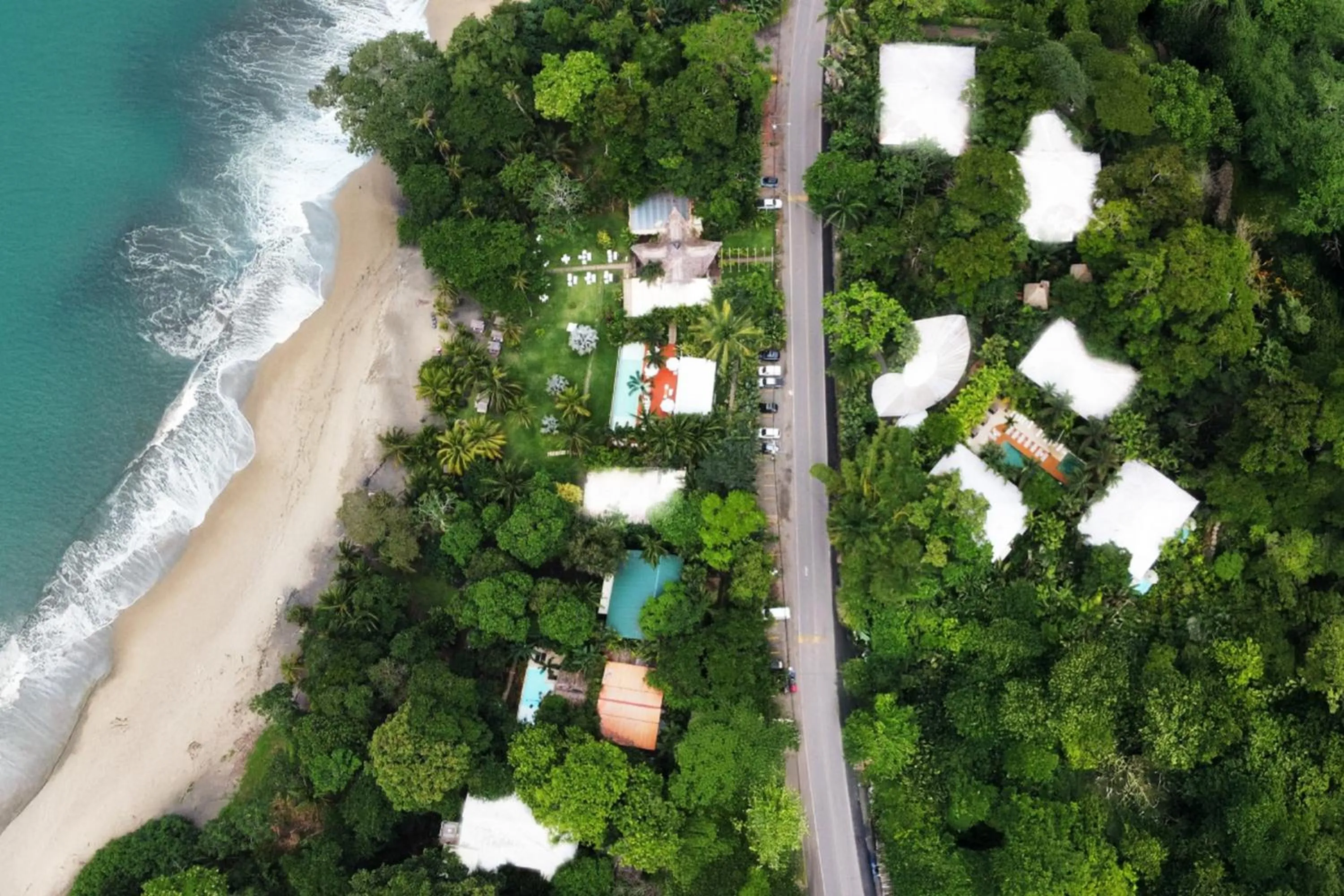 Property building in Le Cameleon Hotel