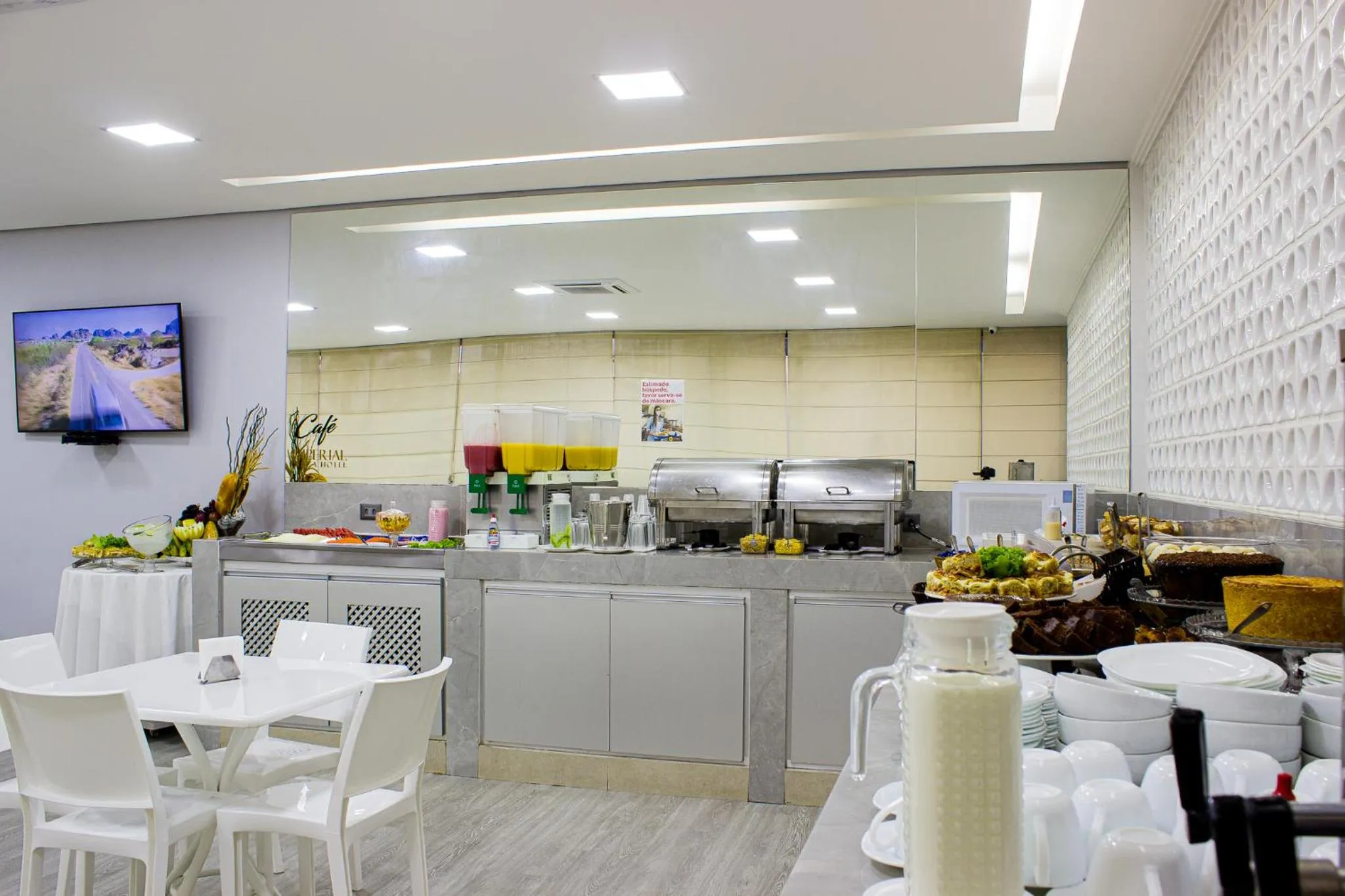 Breakfast in Imperial Plaza Hotel