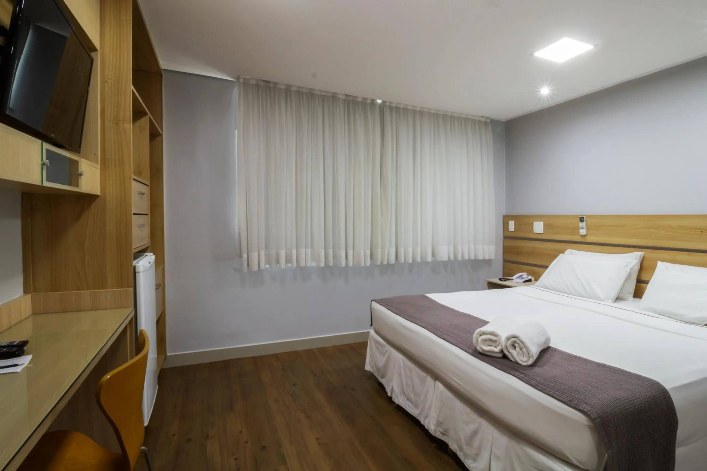 Bedroom, Bed in Imperial Plaza Hotel