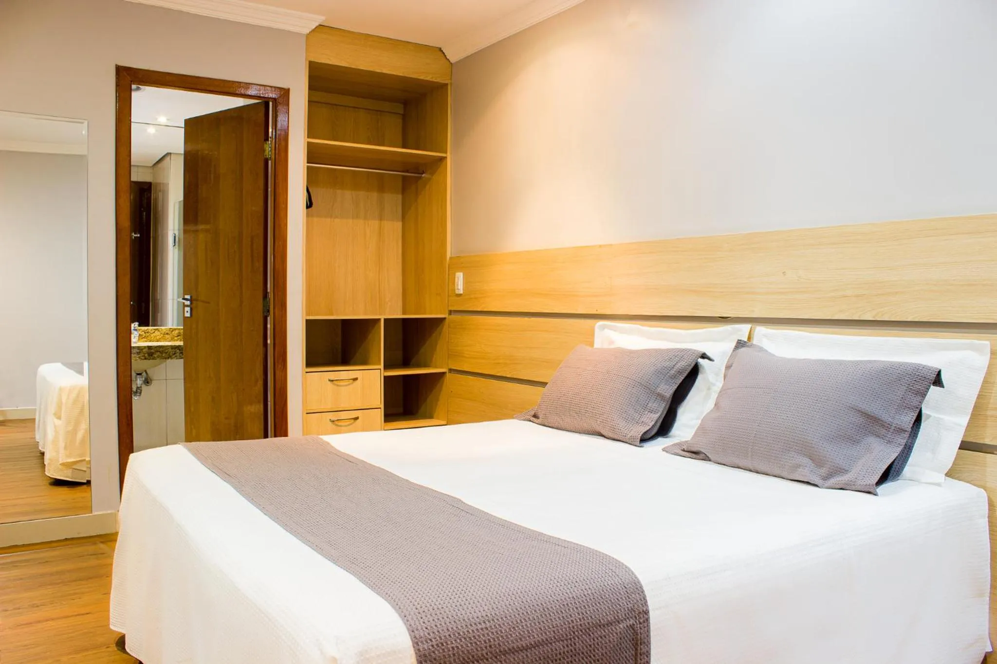 Bedroom, Bed in Imperial Plaza Hotel