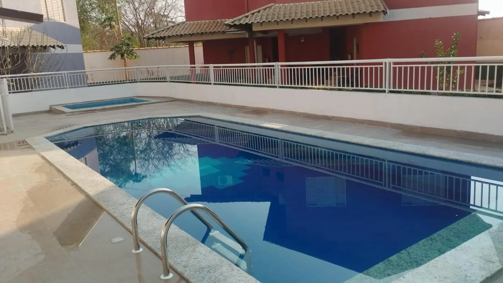Pool view in Solar do Cerrado Hotel