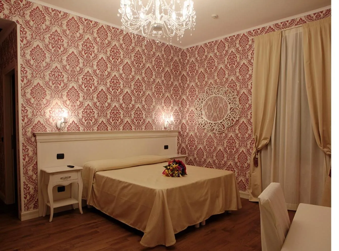 Bed in Charming Palace Santa Fosca