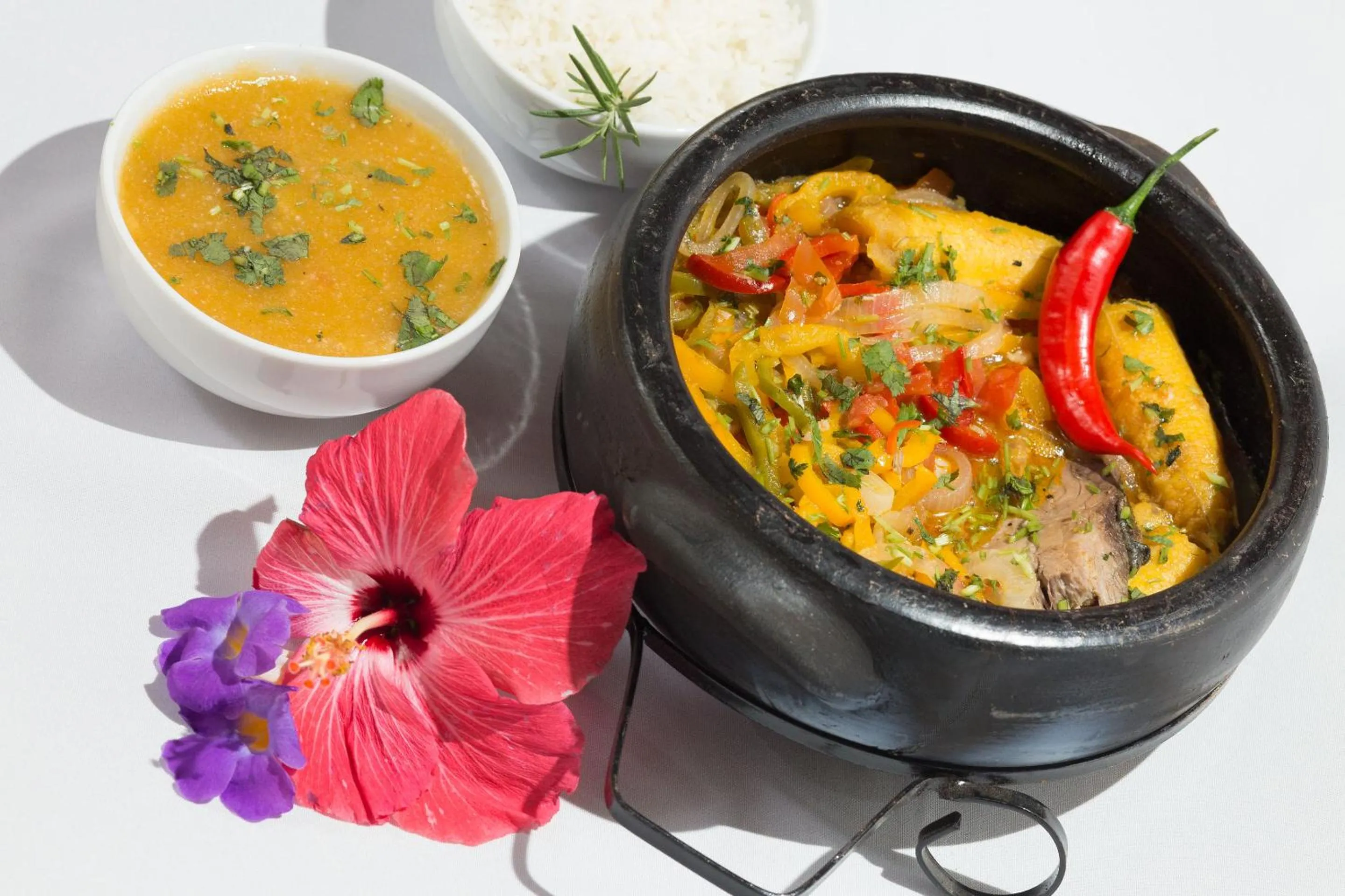 Restaurant/places to eat in Pousada Recanto dos Lima