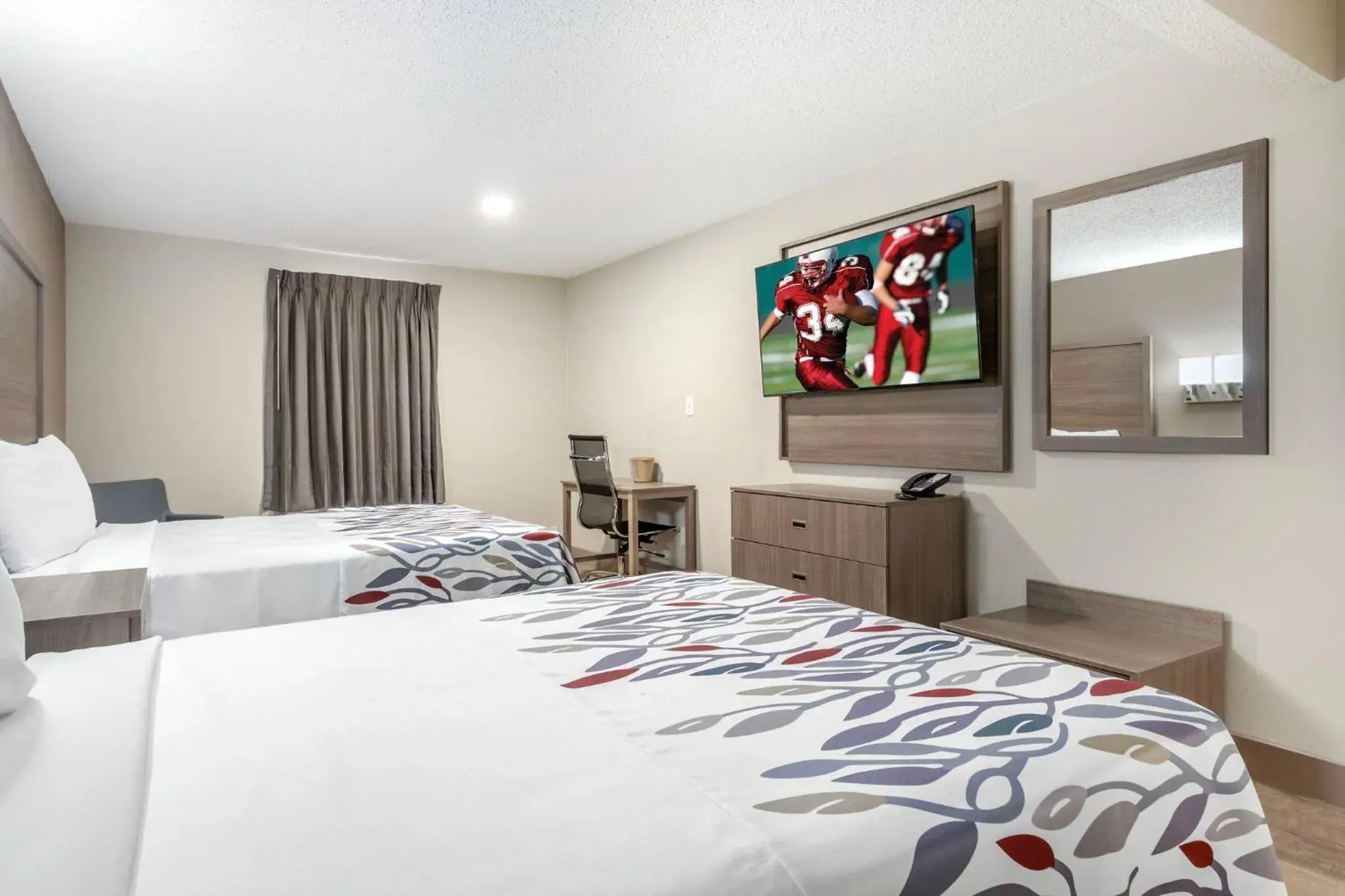 Suite with Two Double Beds Non-Smoking in Red Roof Inn & Suites Newport News Suite with Two Double Beds Non-Smoking in Red Roof Inn & Suites Newport News