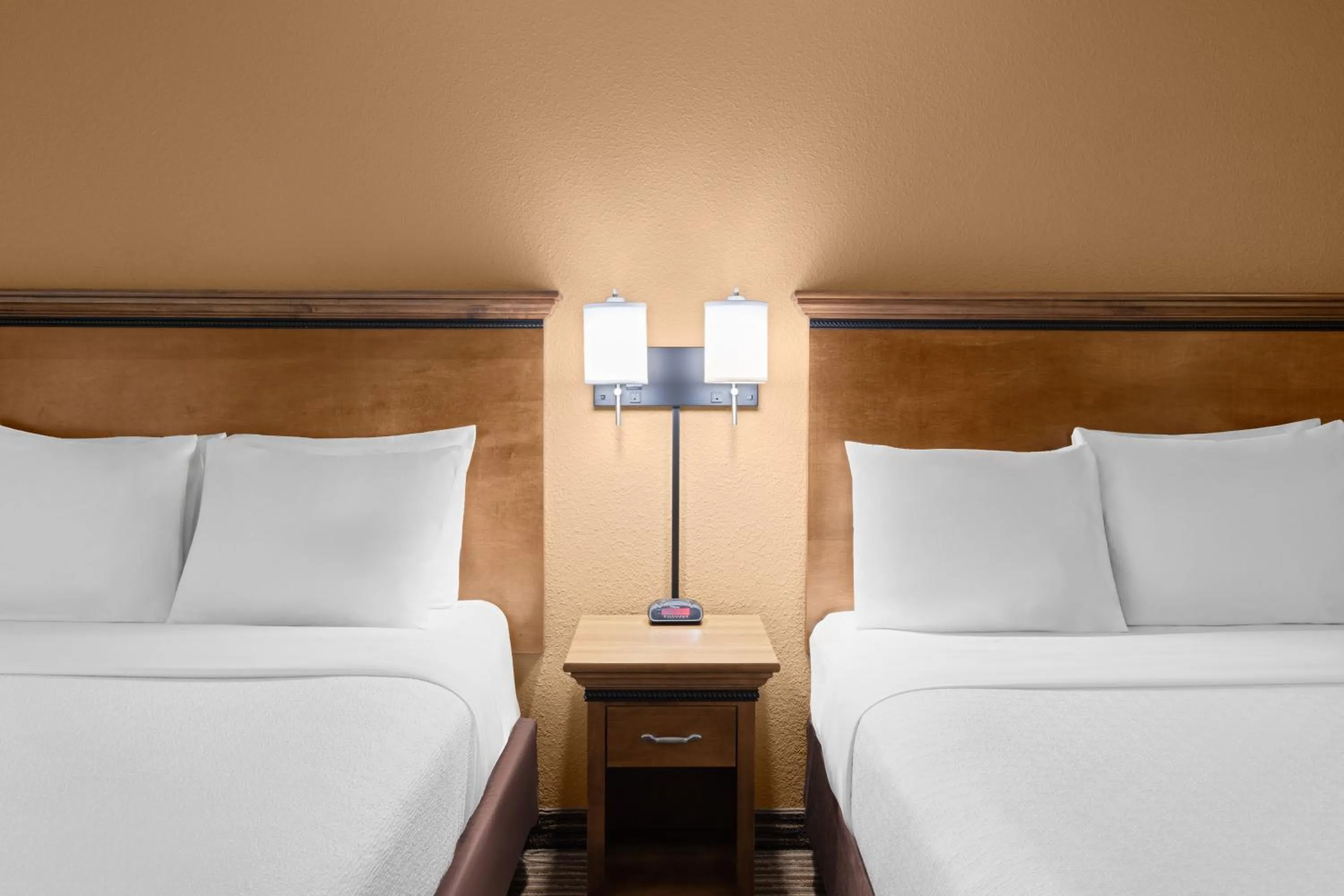 Bed in Country Inn Two Harbors