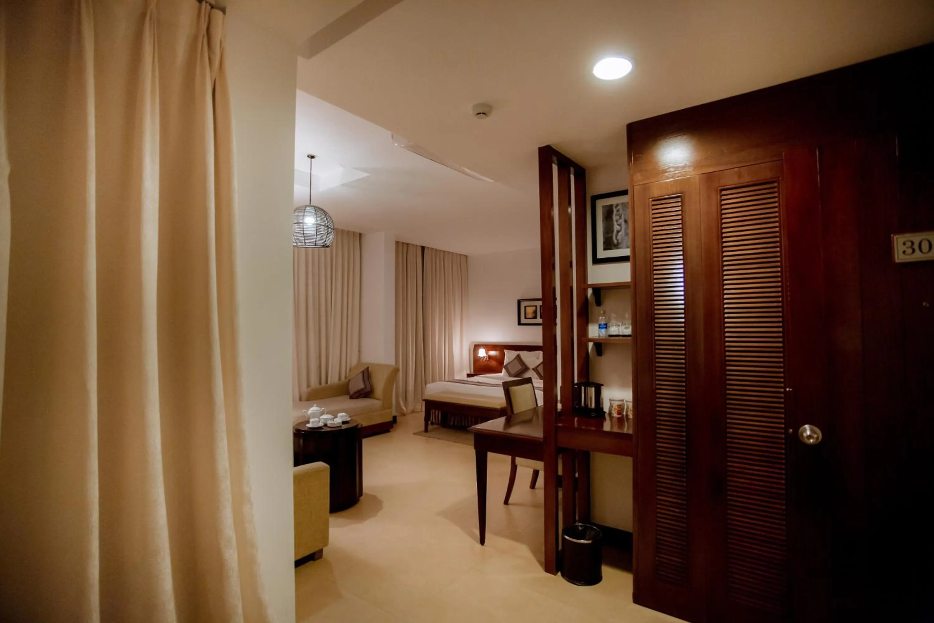 Sea Mountain Boutique Hotel & Villa