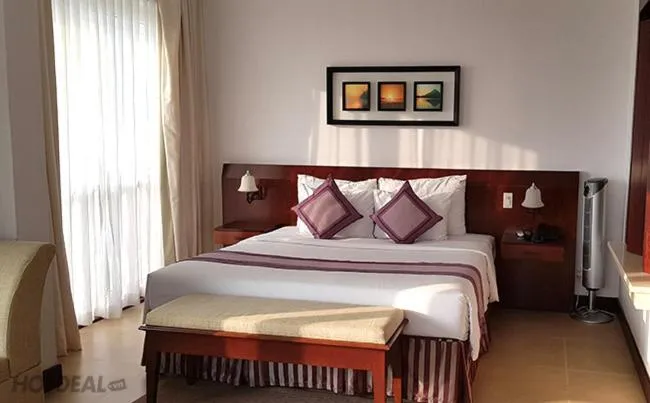 Sea Mountain Boutique Hotel & Villa