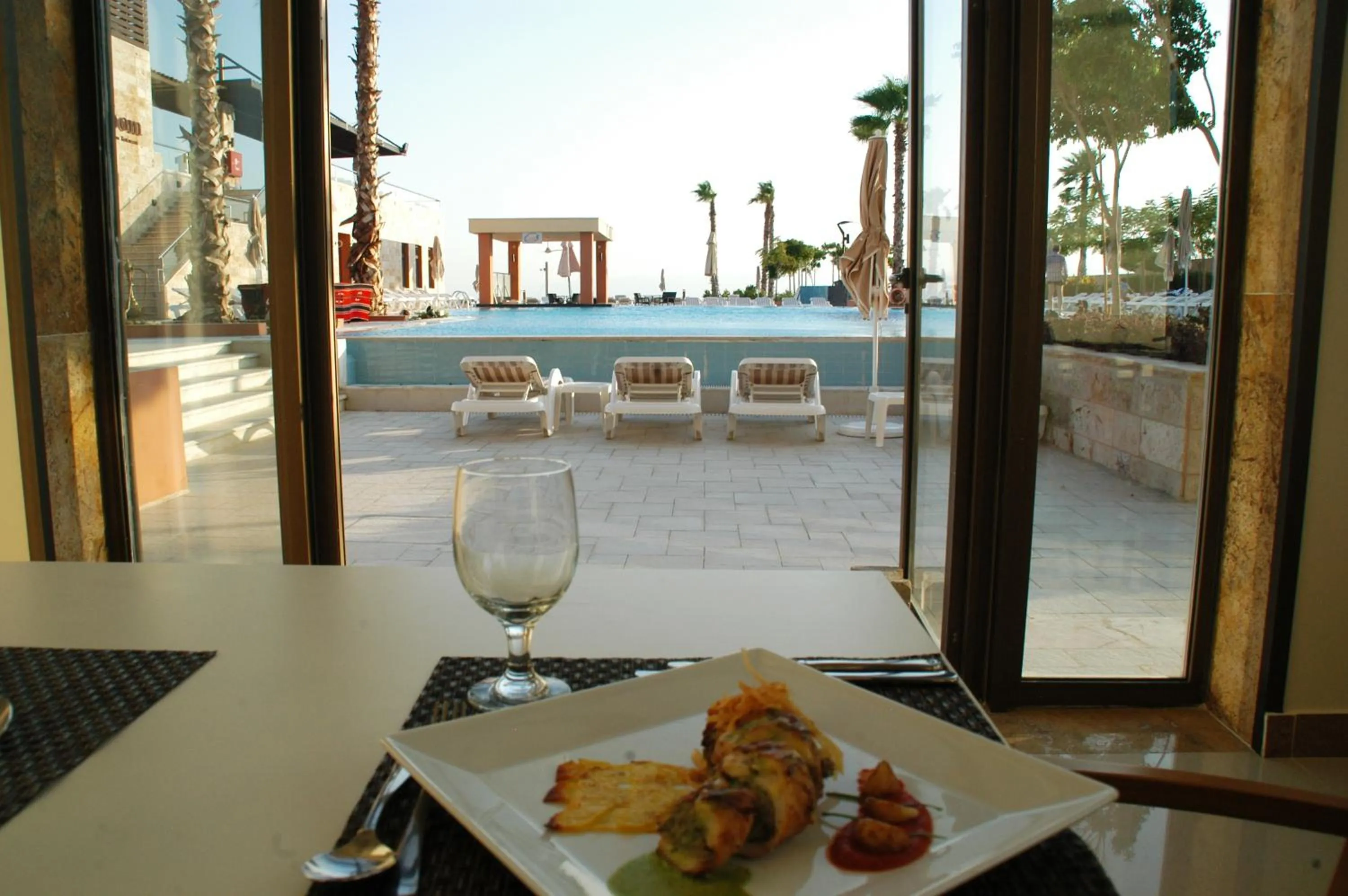 Restaurant/places to eat in Ramada Resort Dead Sea