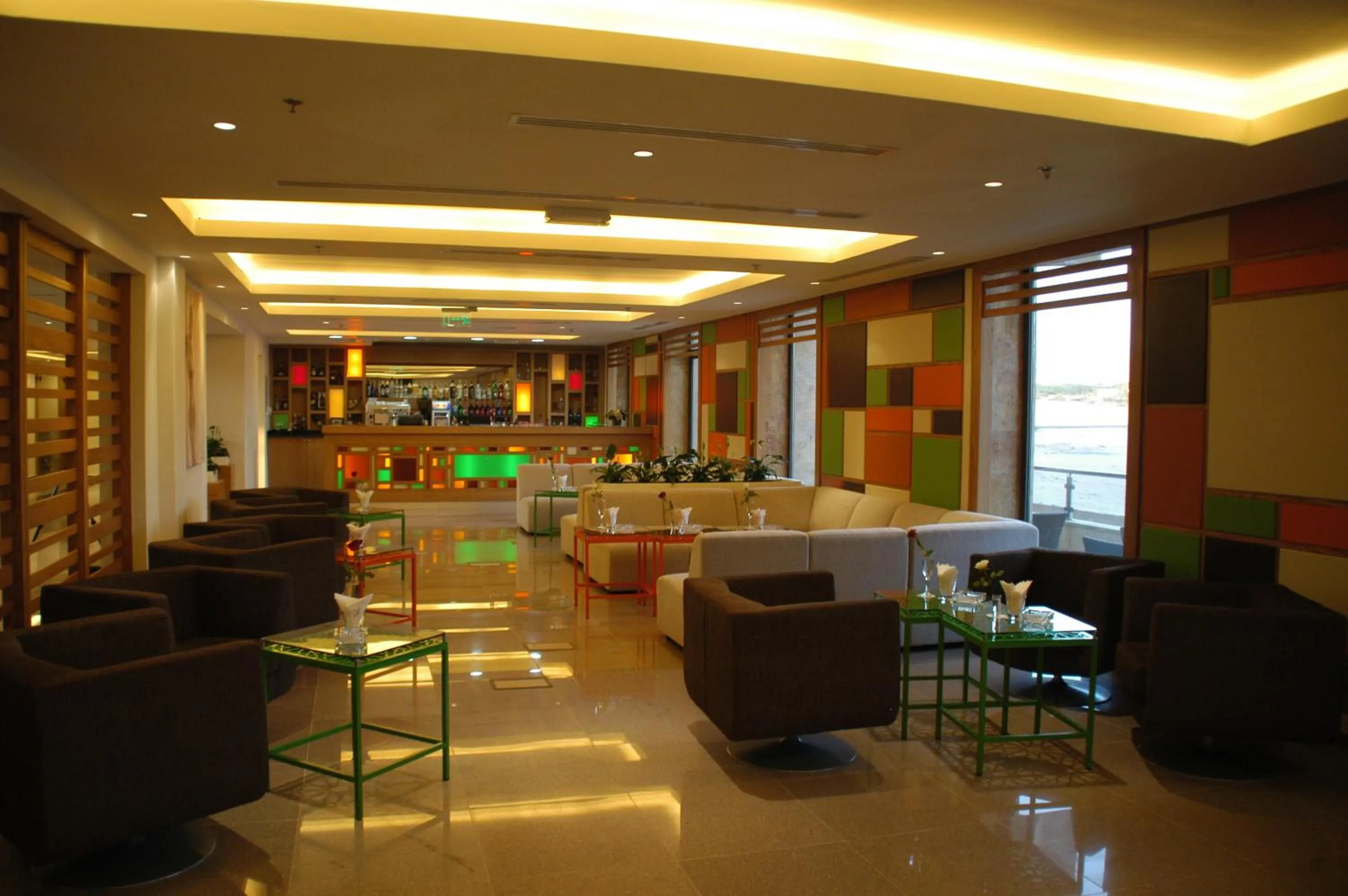 Lounge or bar in Ramada Resort Dead Sea