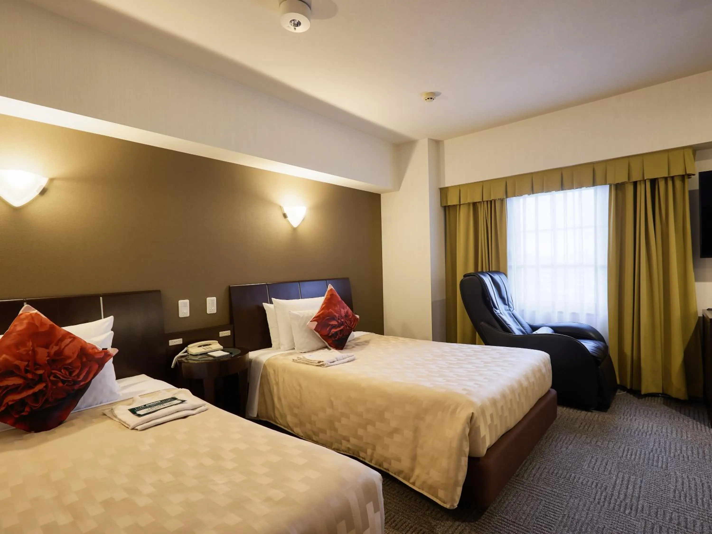 Twin Room - Smoking in GRG Hotel Naha