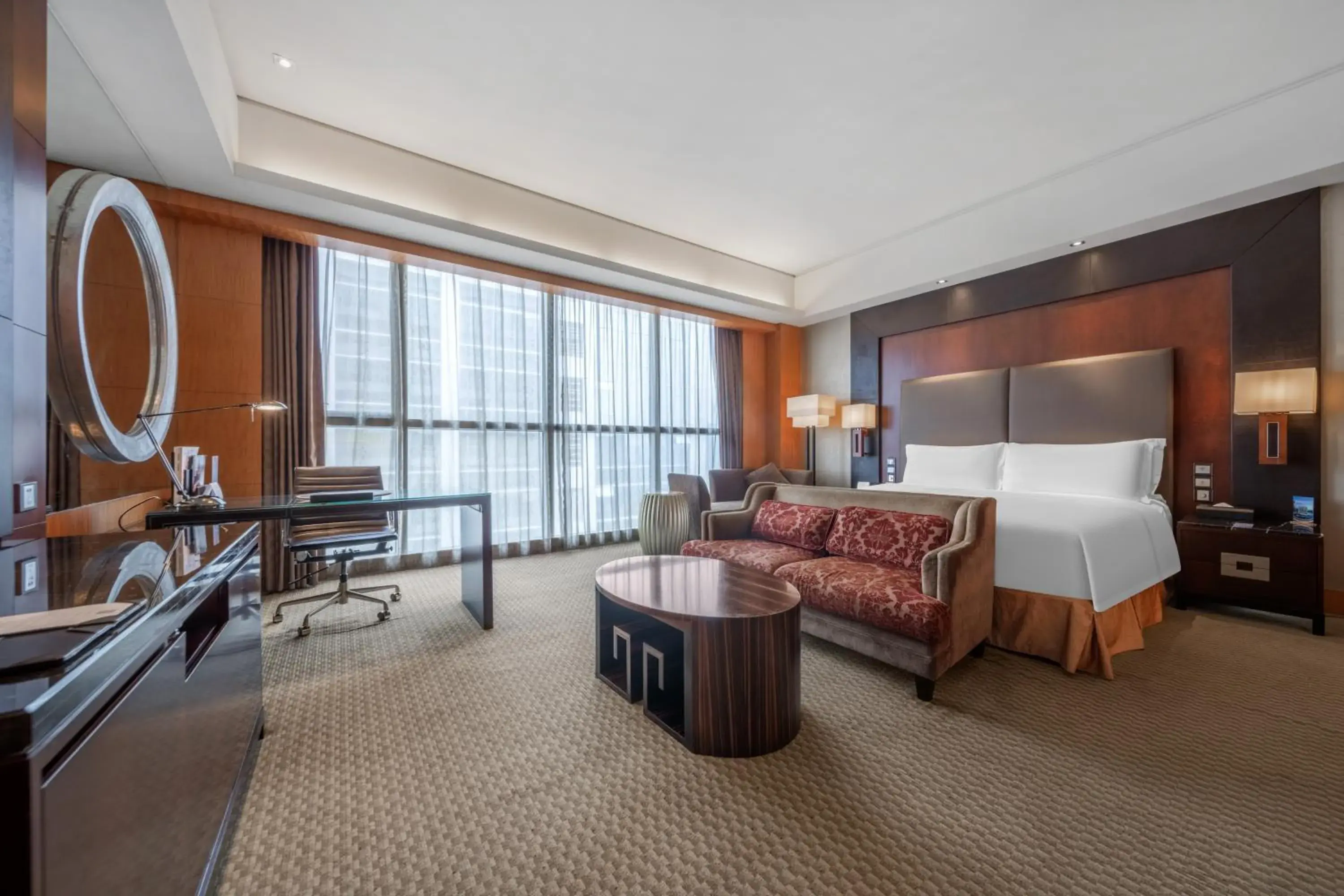 Deluxe Business Room in Glenview ITC Plaza Chongqing Deluxe Business Room in Glenview ITC Plaza Chongqing