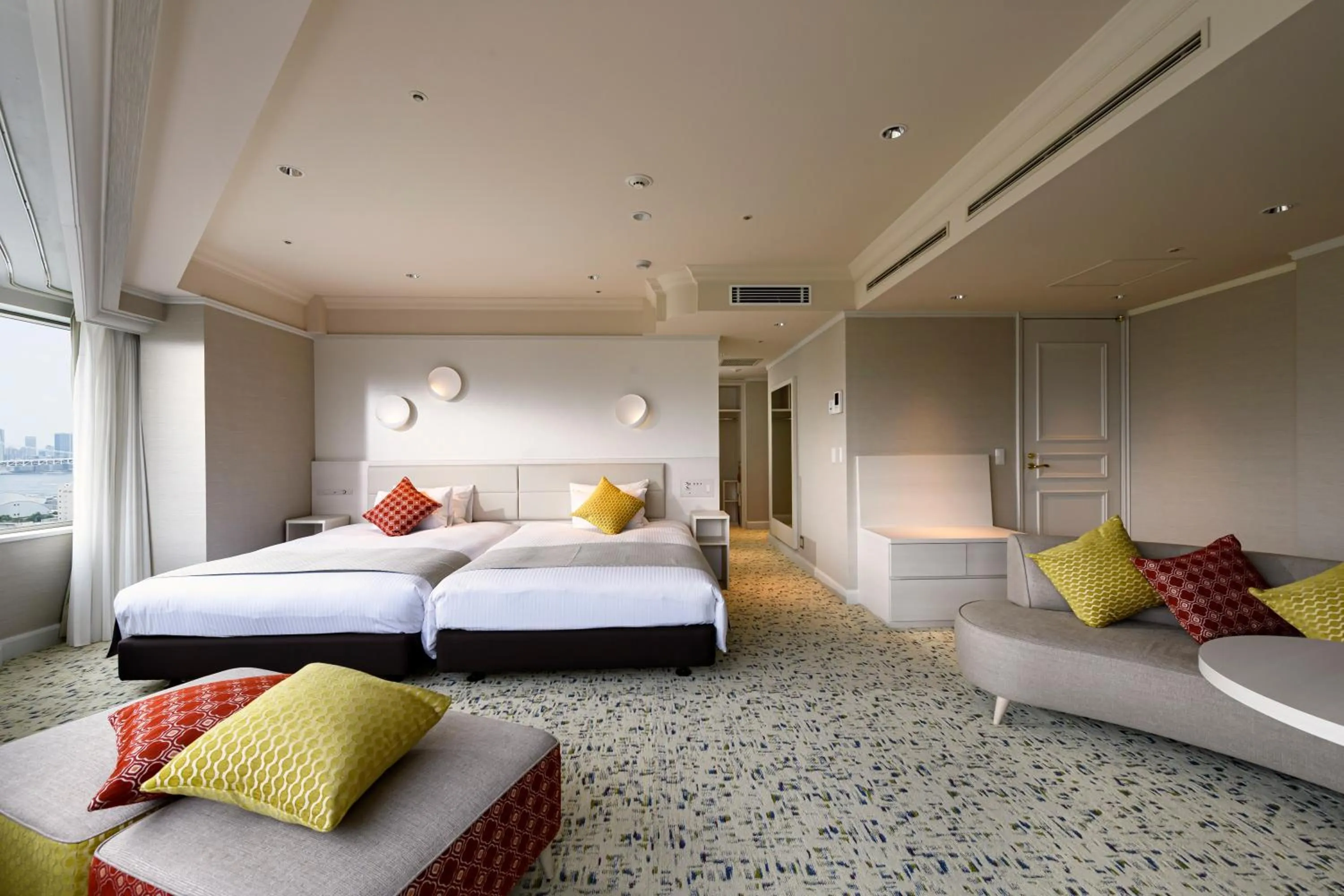 Photo of the whole room in Dai-ichi Hotel Tokyo Seafort