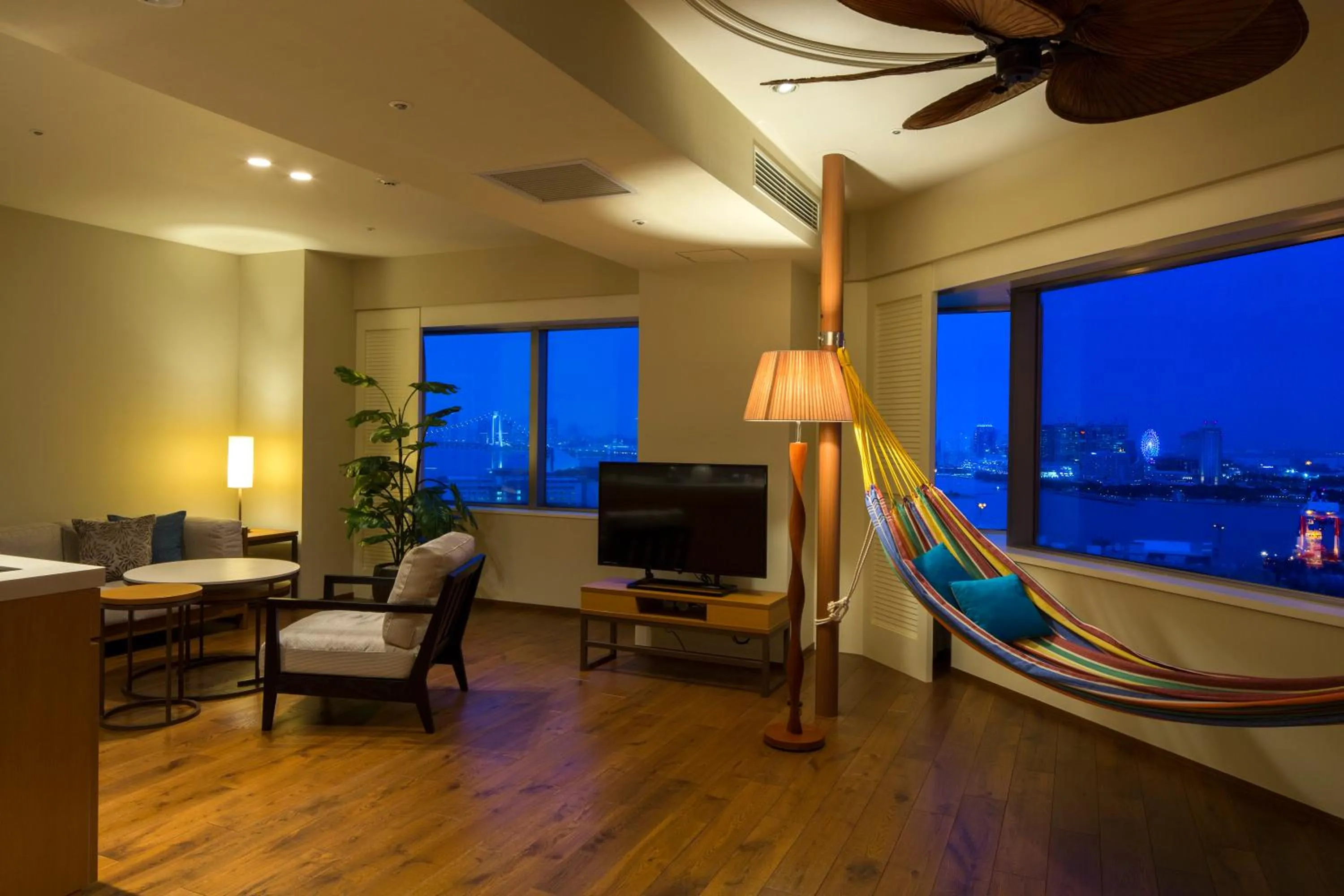 Living room in Dai-ichi Hotel Tokyo Seafort