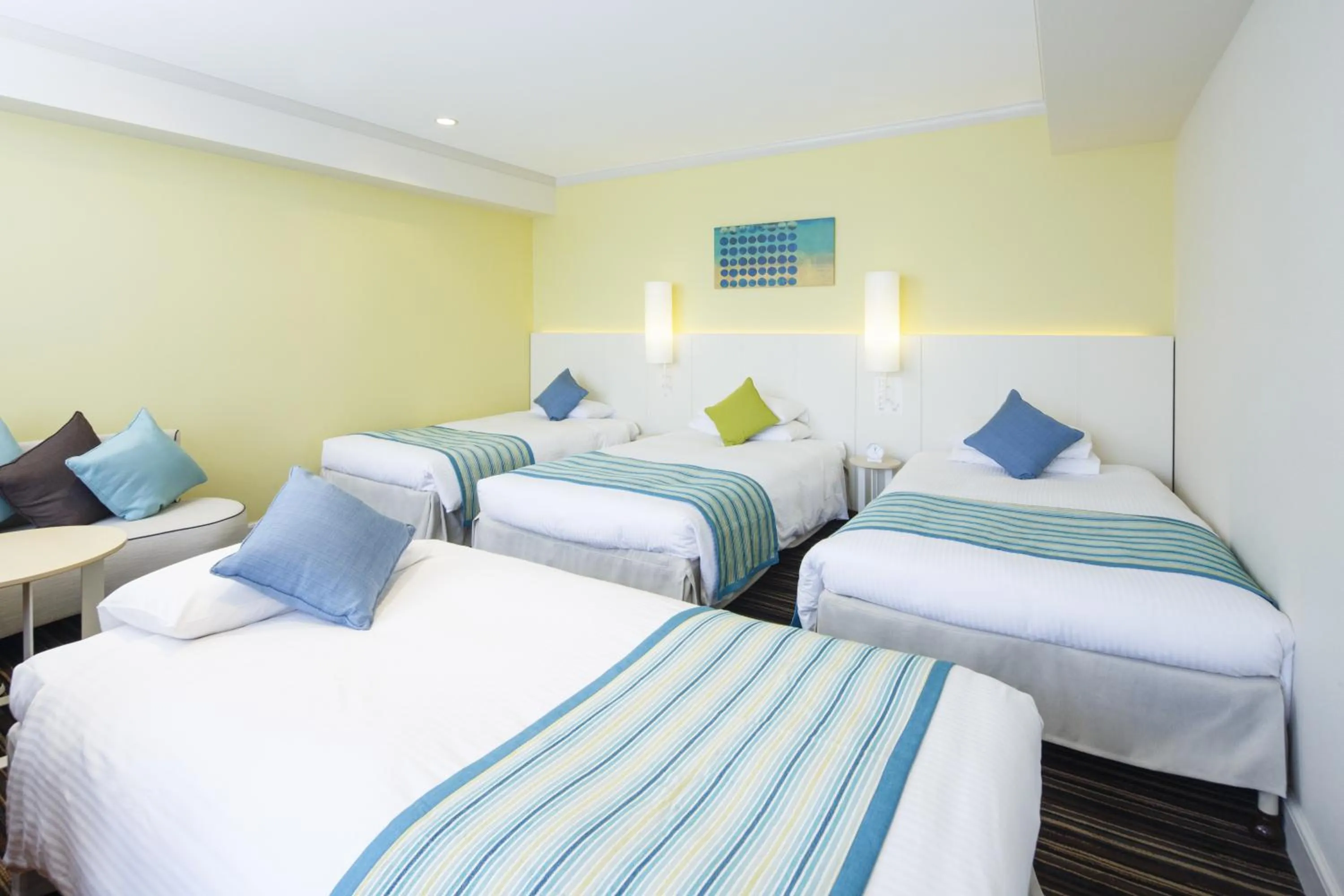 Bed in Dai-ichi Hotel Tokyo Seafort