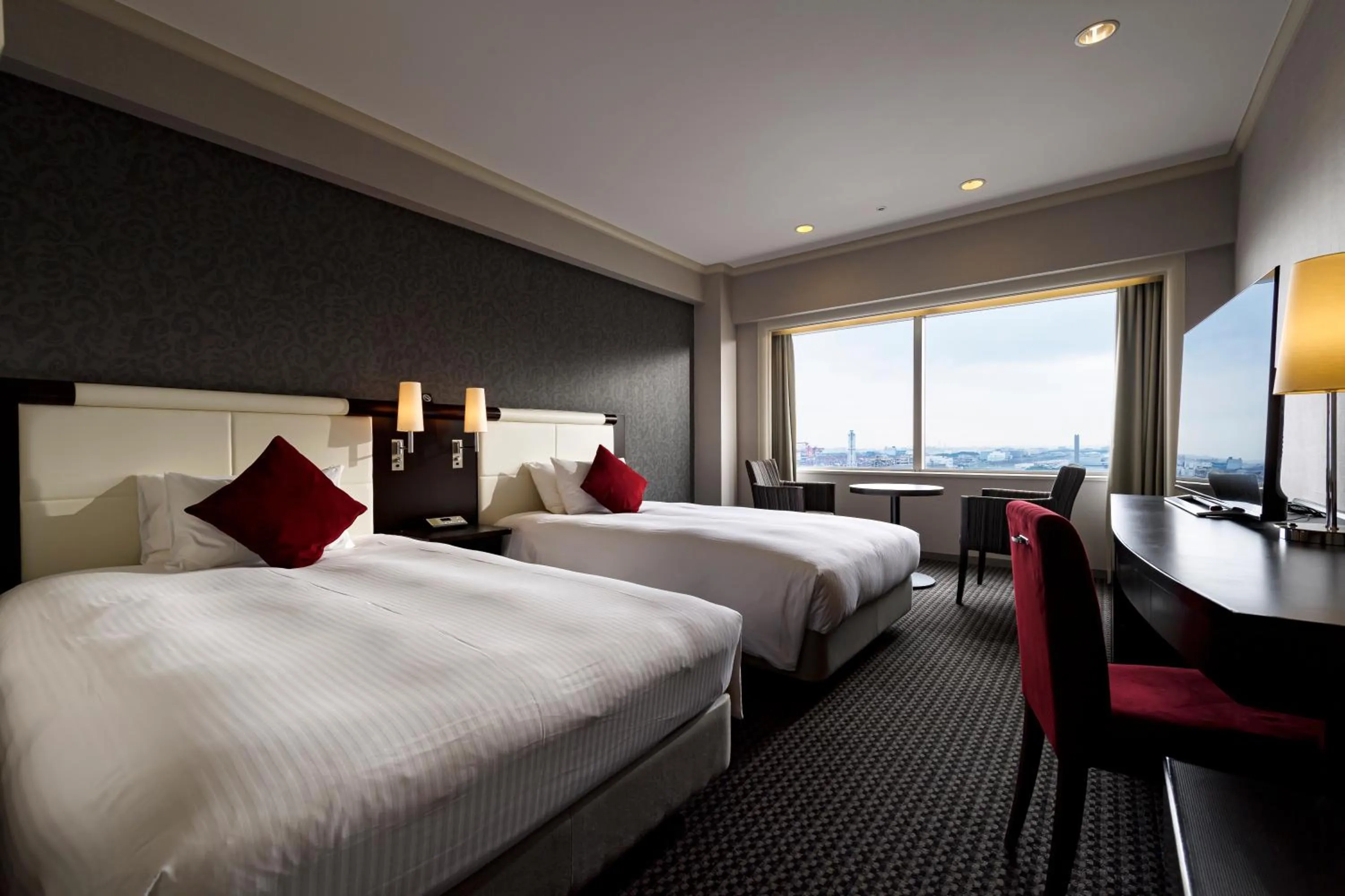 Photo of the whole room in Dai-ichi Hotel Tokyo Seafort