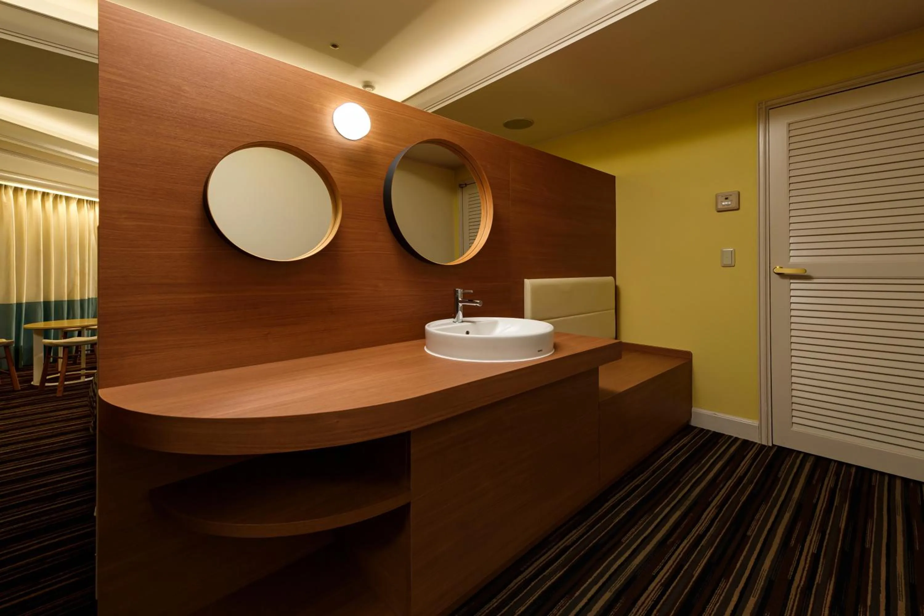 Photo of the whole room, Bathroom in Dai-ichi Hotel Tokyo Seafort