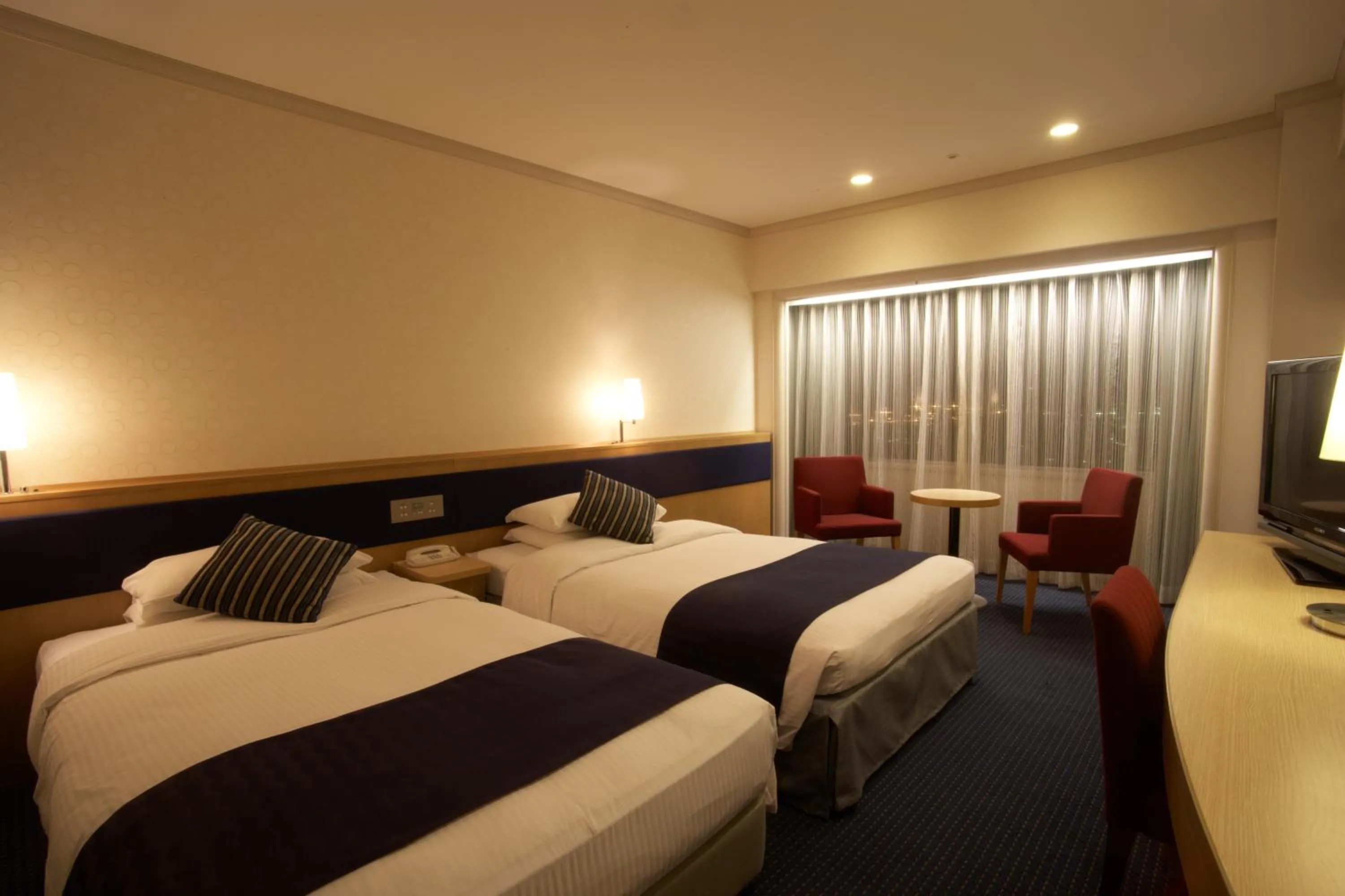 Photo of the whole room in Dai-ichi Hotel Tokyo Seafort