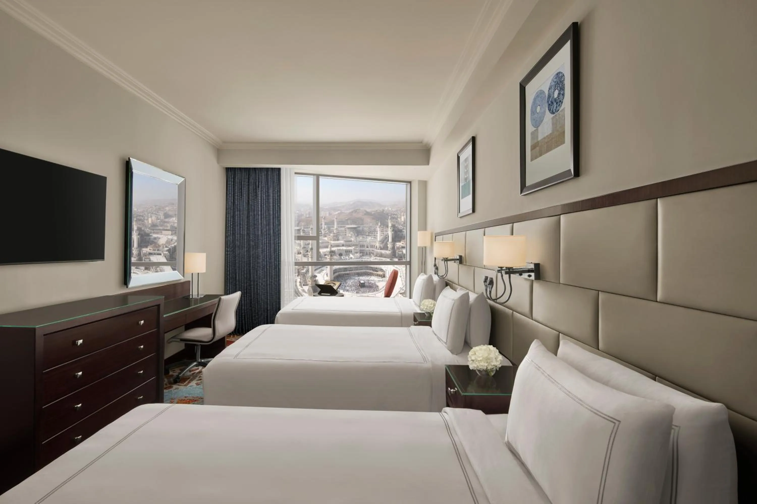 Bed in Swissotel Makkah
