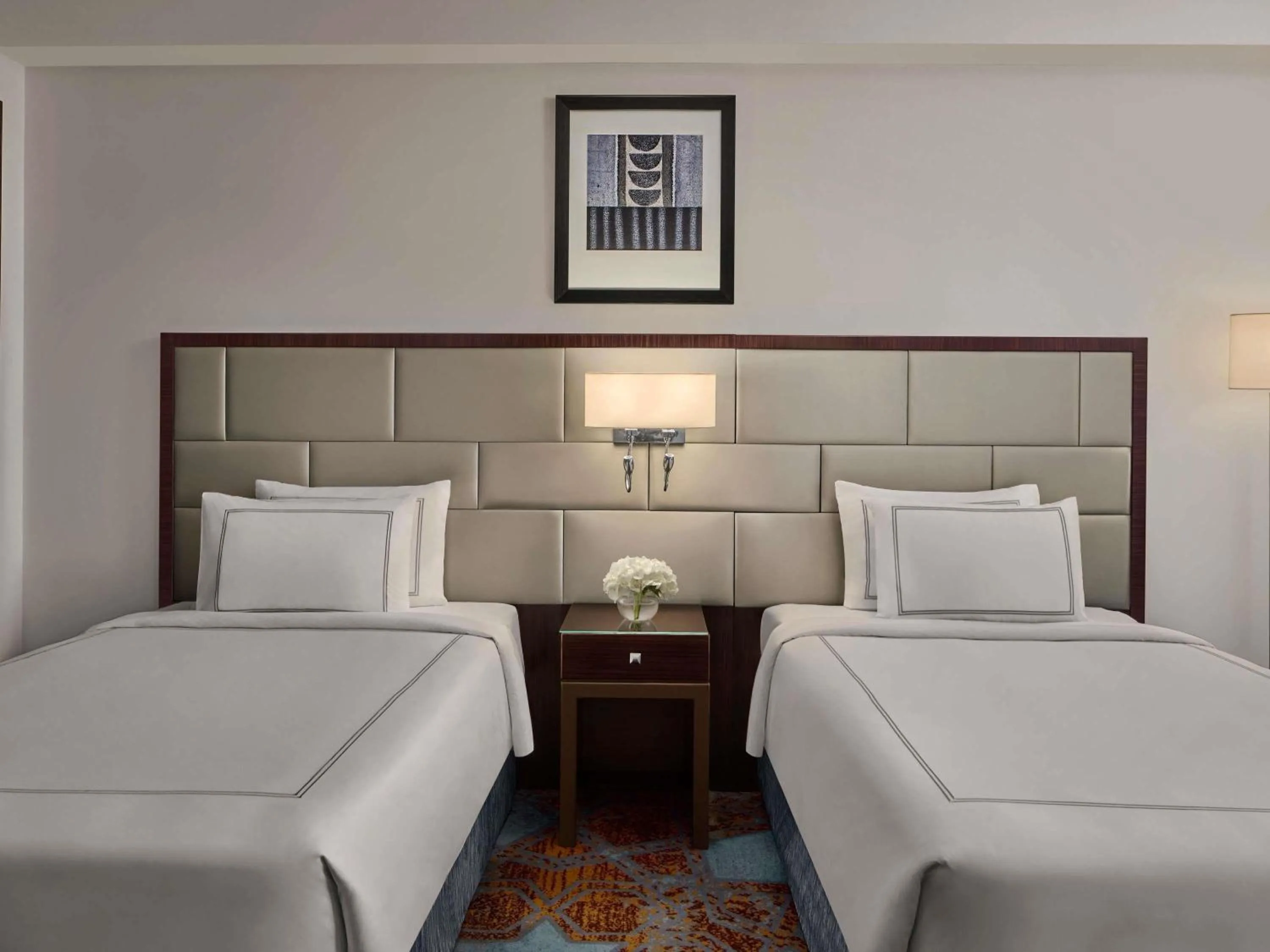 Bedroom, Bed in Swissotel Makkah