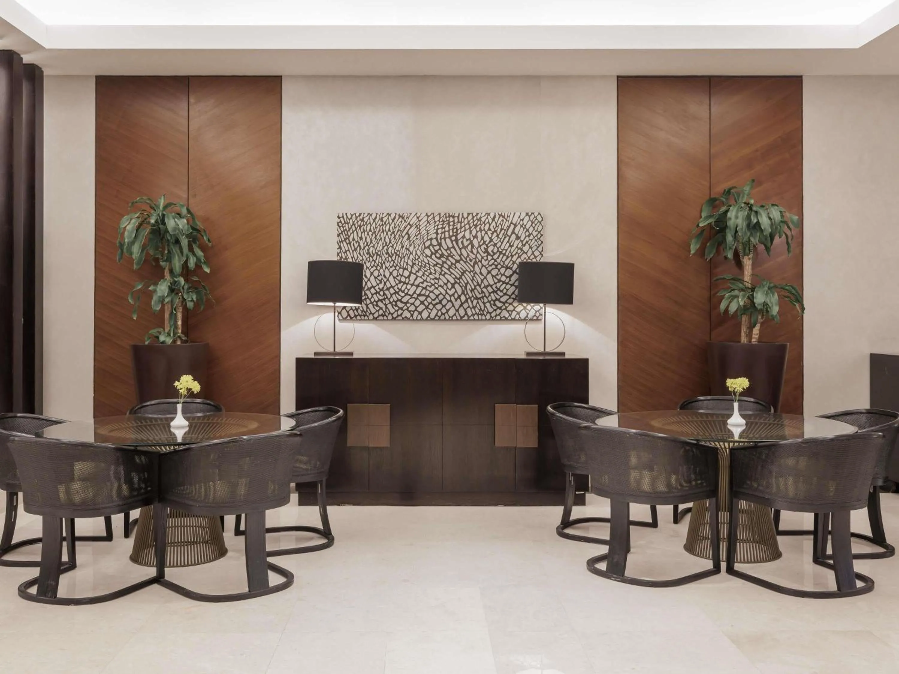 Lounge or bar in Swissotel Makkah