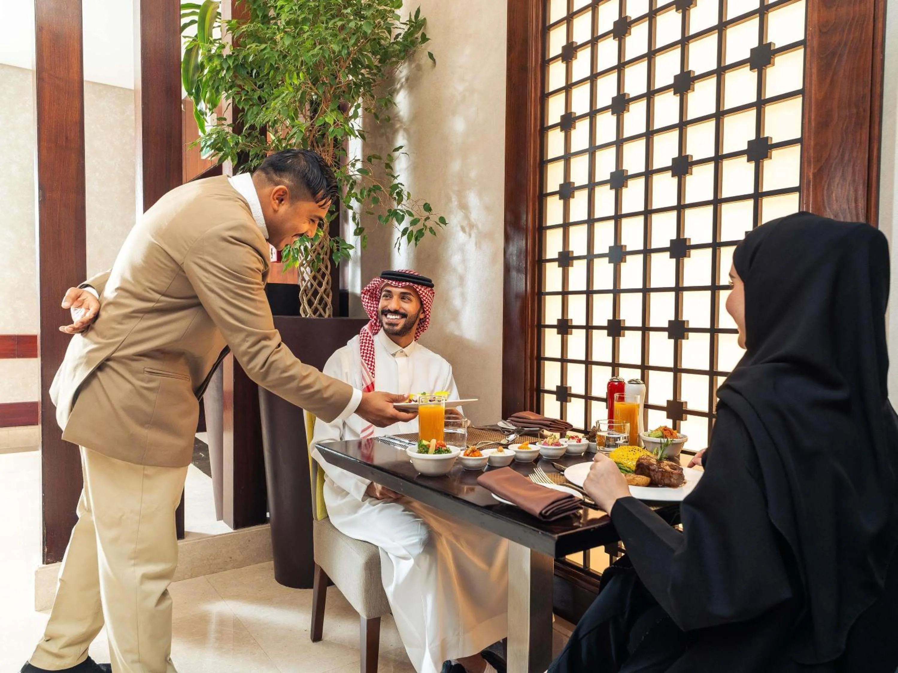 Restaurant/places to eat in Swissotel Makkah