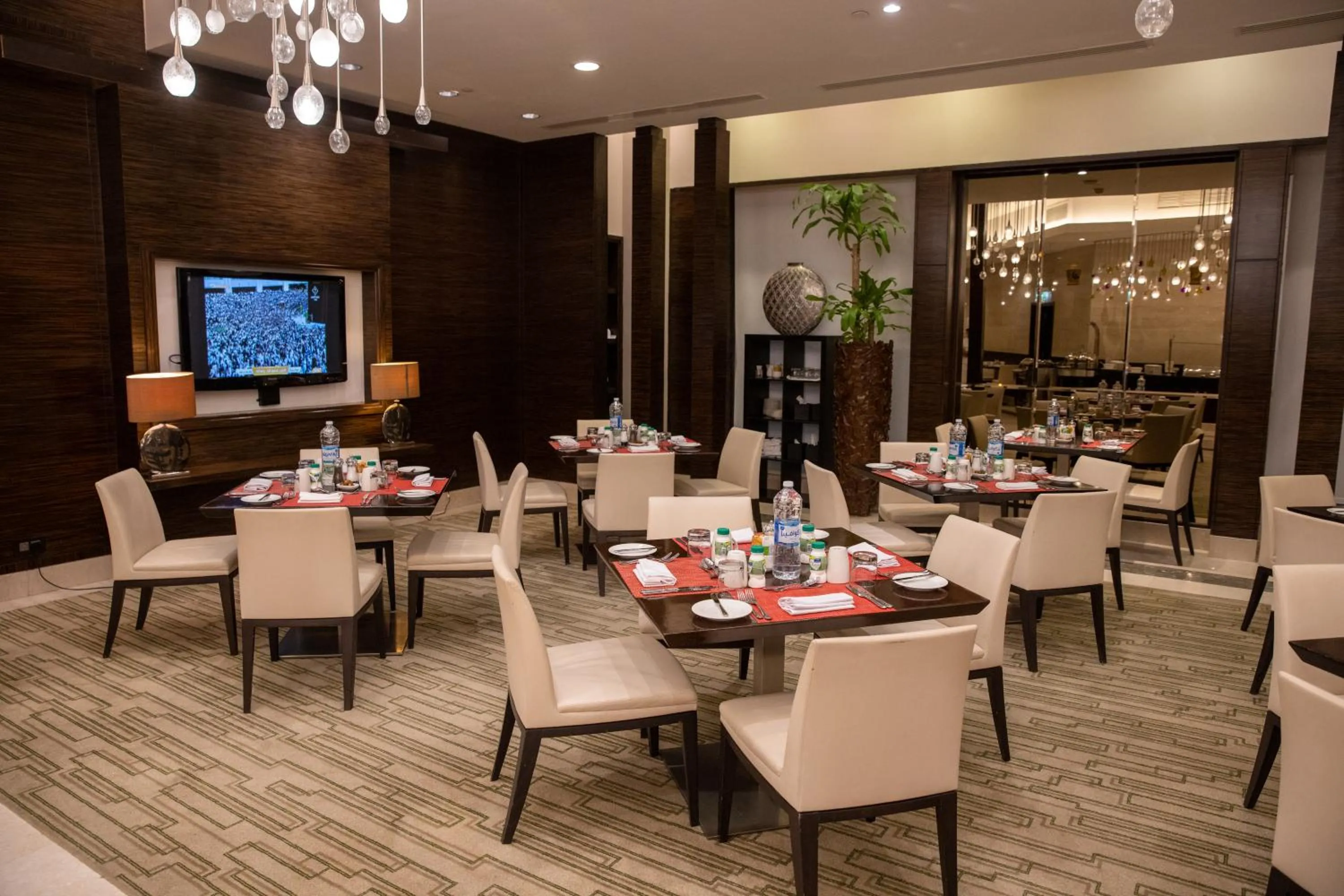 Restaurant/places to eat in Swissotel Makkah
