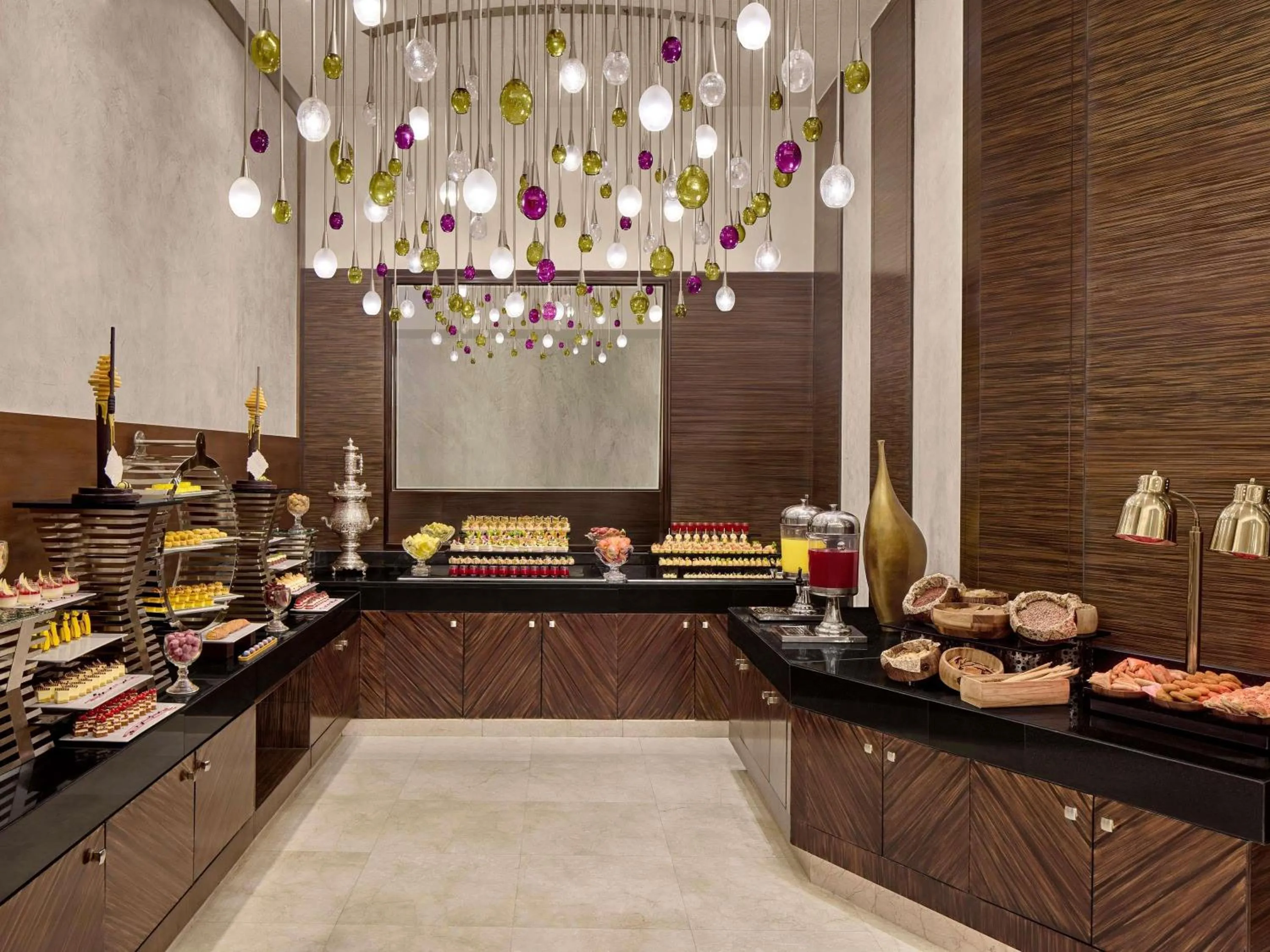 Restaurant/places to eat in Swissotel Makkah