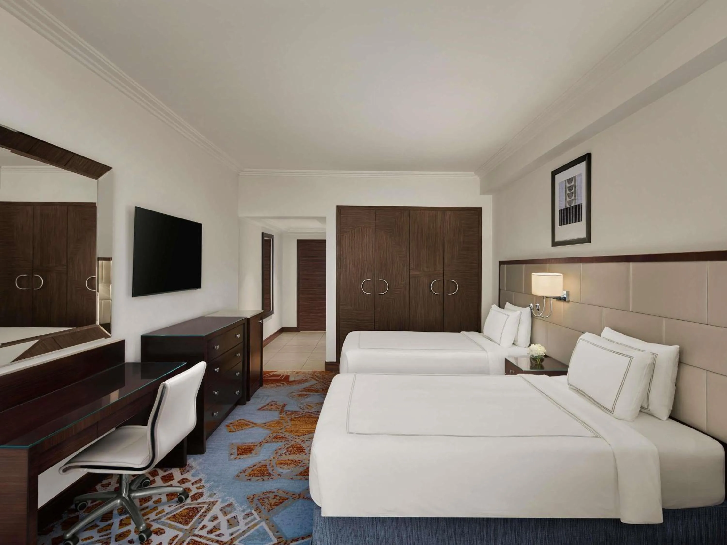 Bedroom, Bed in Swissotel Makkah