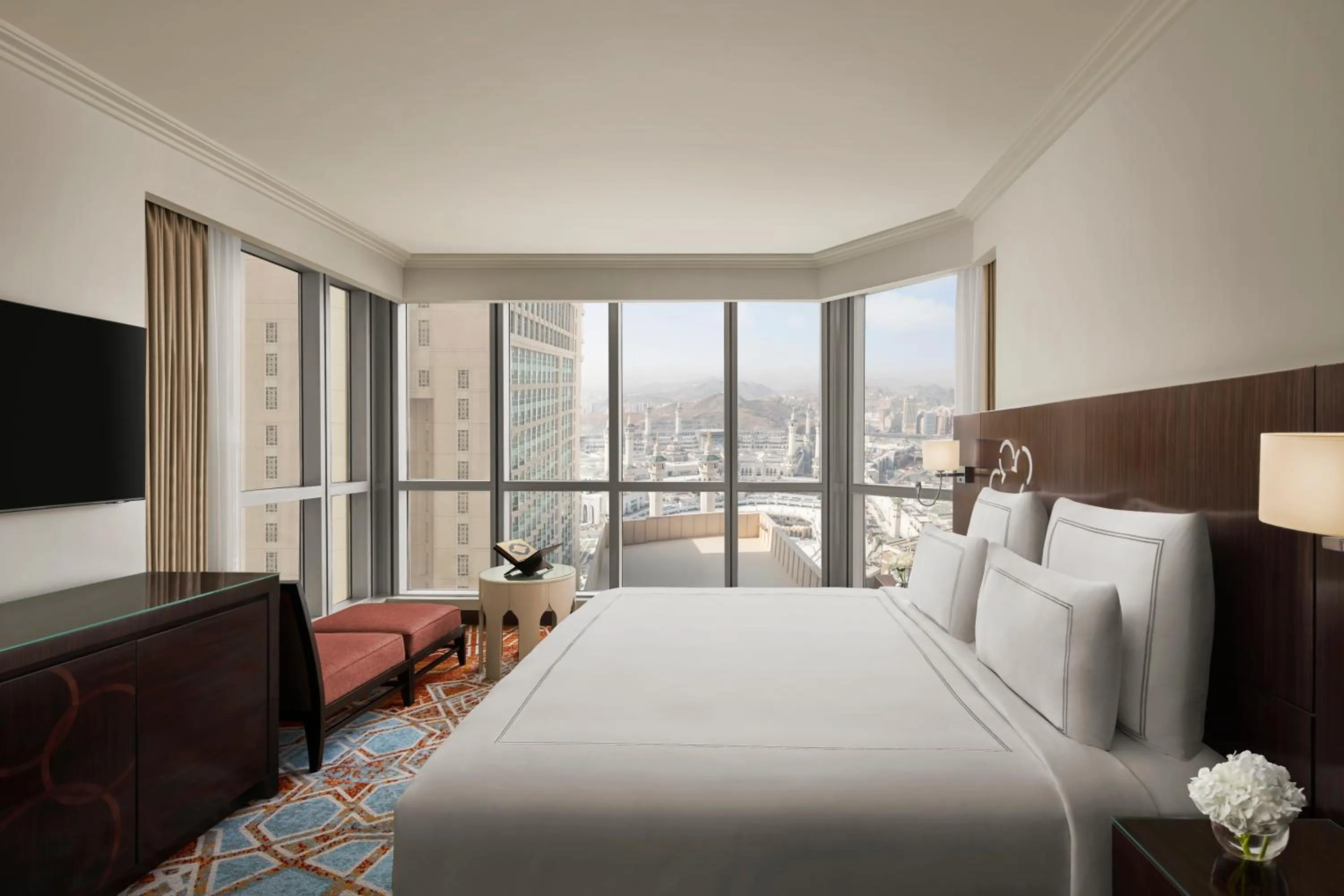 Bed in Swissotel Makkah