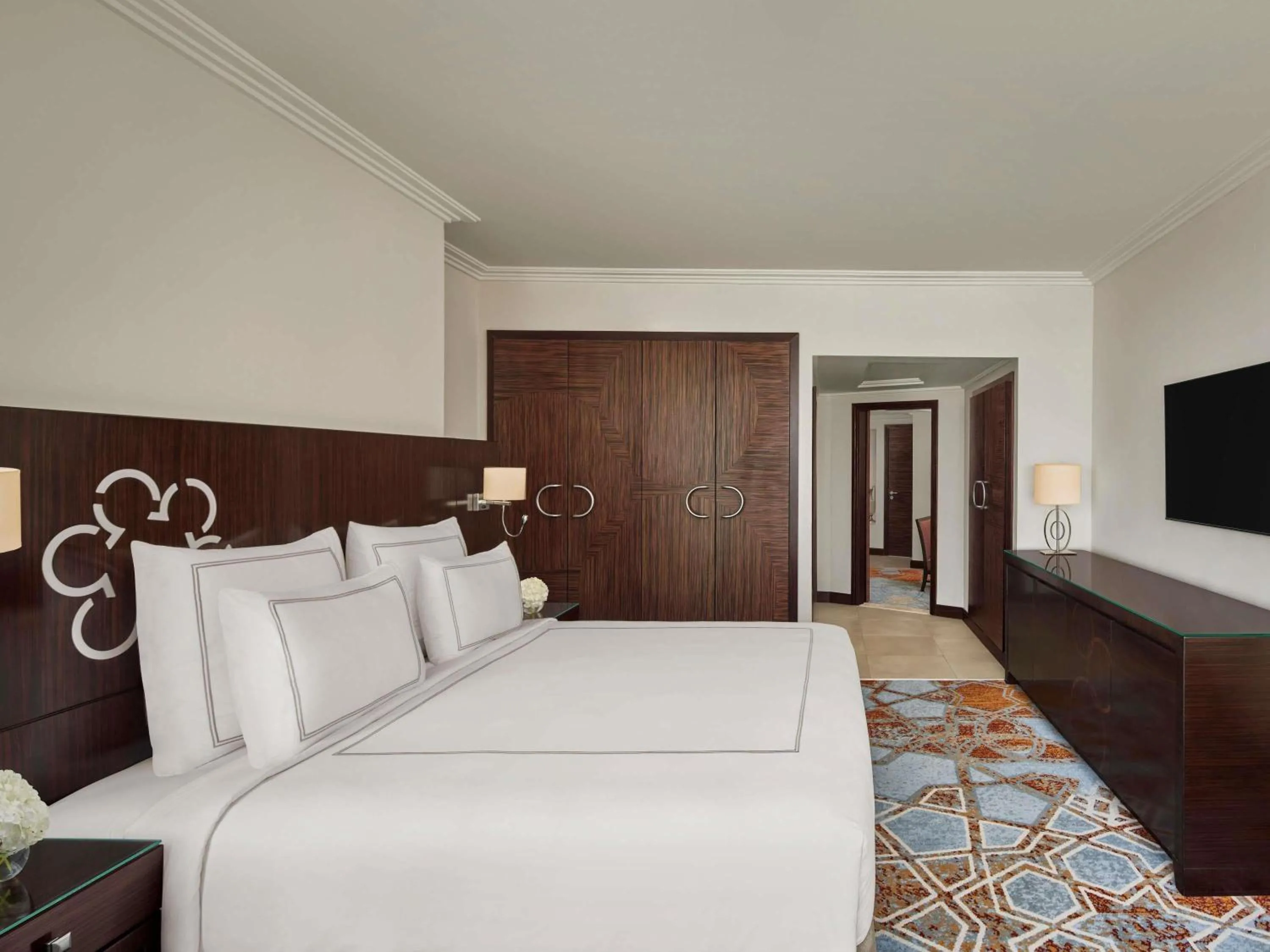 Bedroom, Bed in Swissotel Makkah