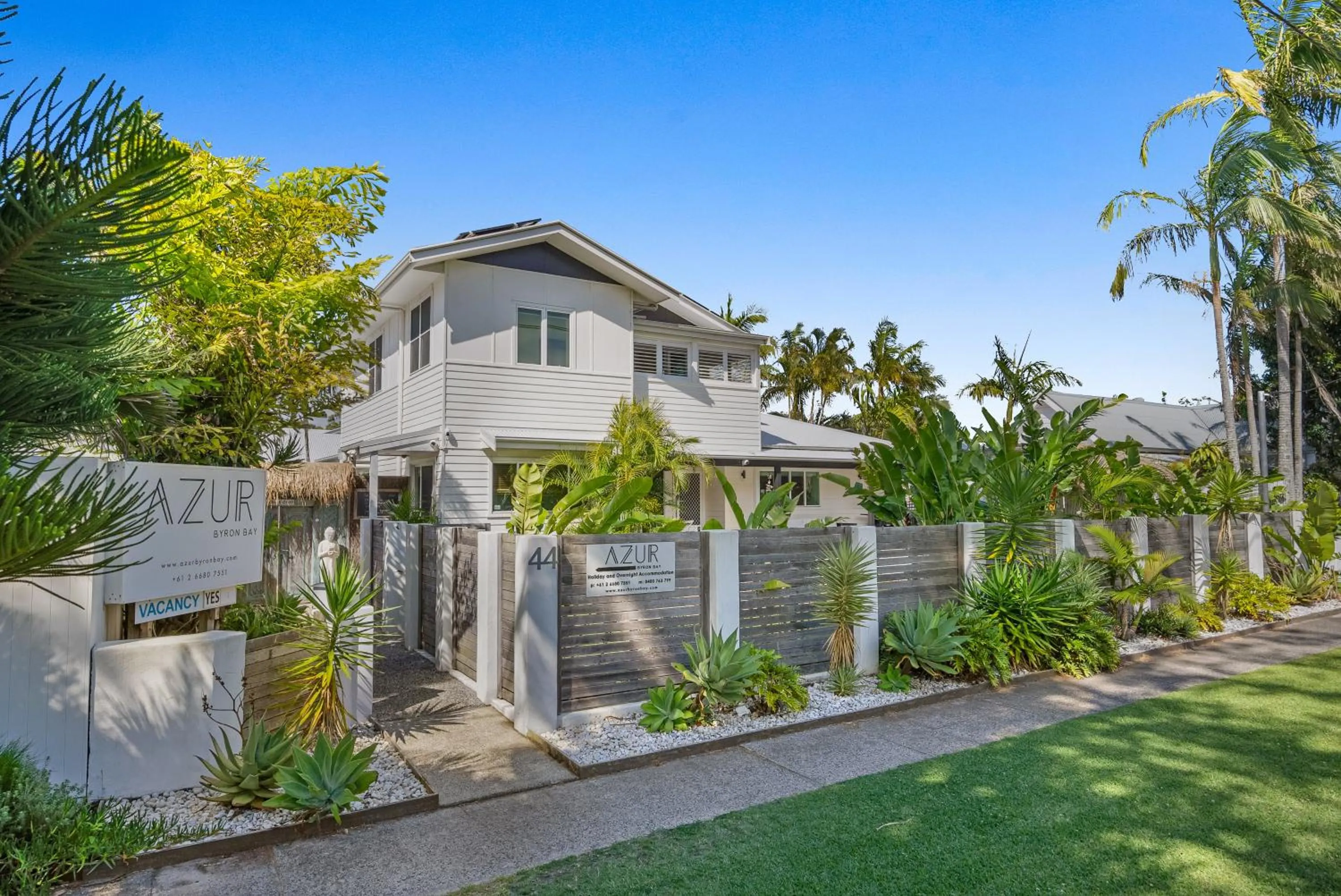 Property building in Azur Byron Bay